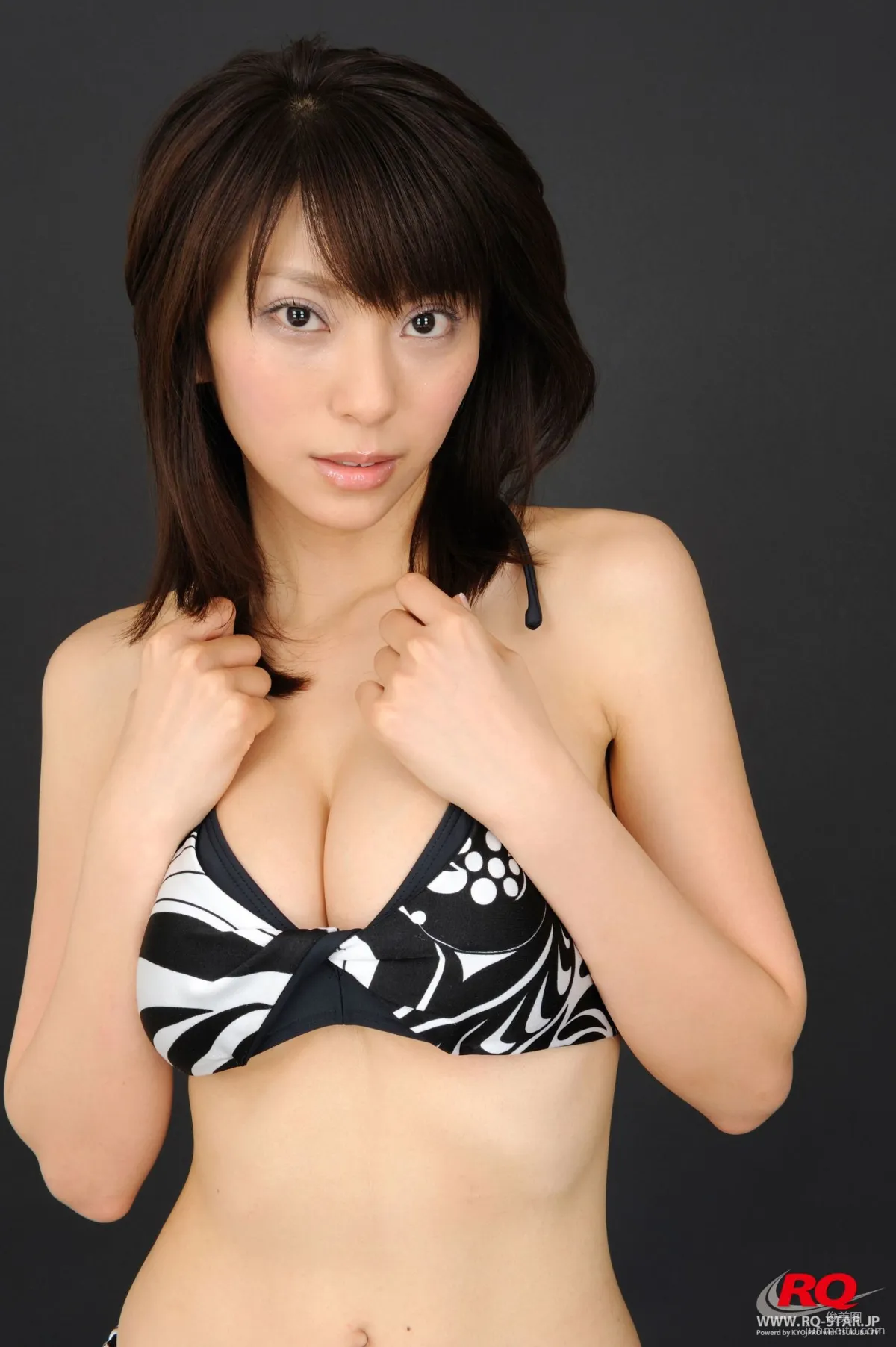 [RQ-STAR] NO.00014 浅田ほのか Swim Suits – Black 写真集13