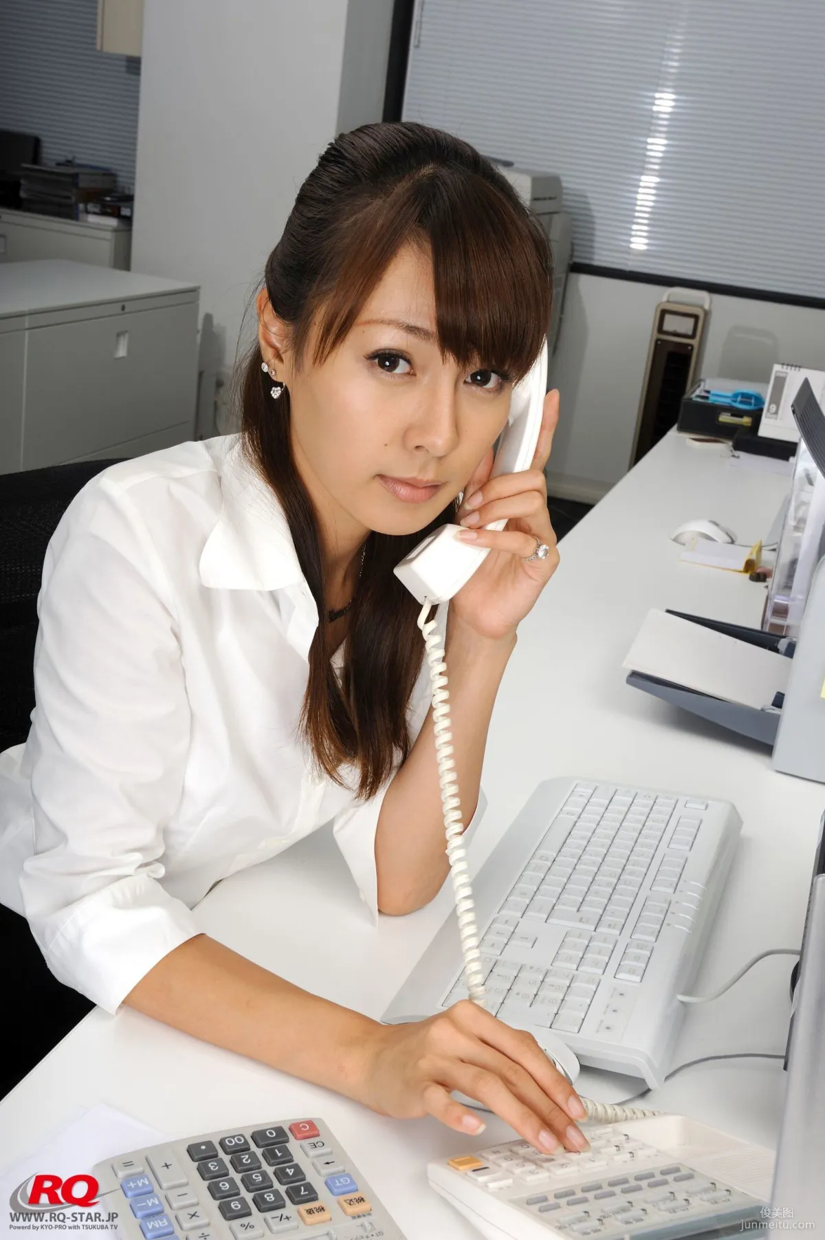 [RQ-STAR] NO.00062 Tomoe Nakagawa 中川知映 Office Lady 写真集9