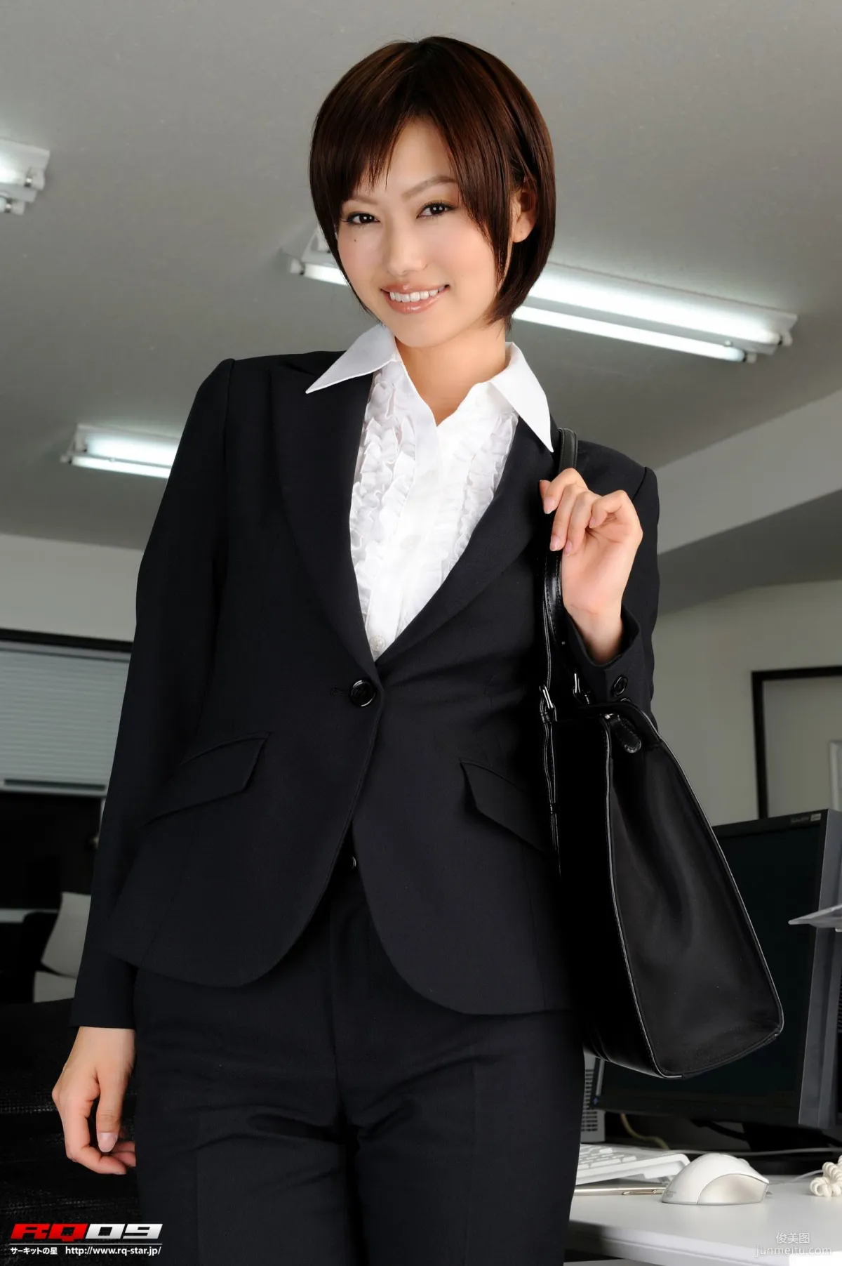 [RQ-STAR写真集] NO.00155 藤村えみり/藤村枝美里 Recruit Style 办公室美女系列8