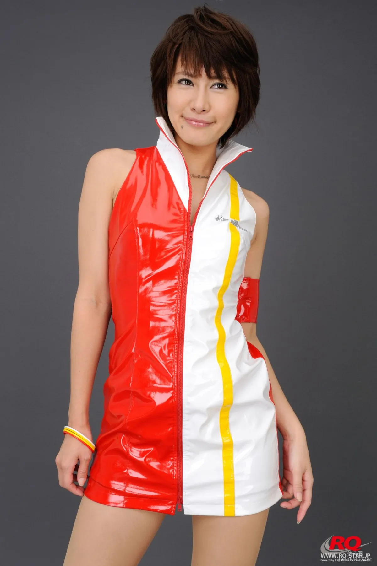 [RQ-STAR] NO.00088 Akiko Fujihara 藤原明子 Race Queen – 2008 Jim Gainer  写真集45