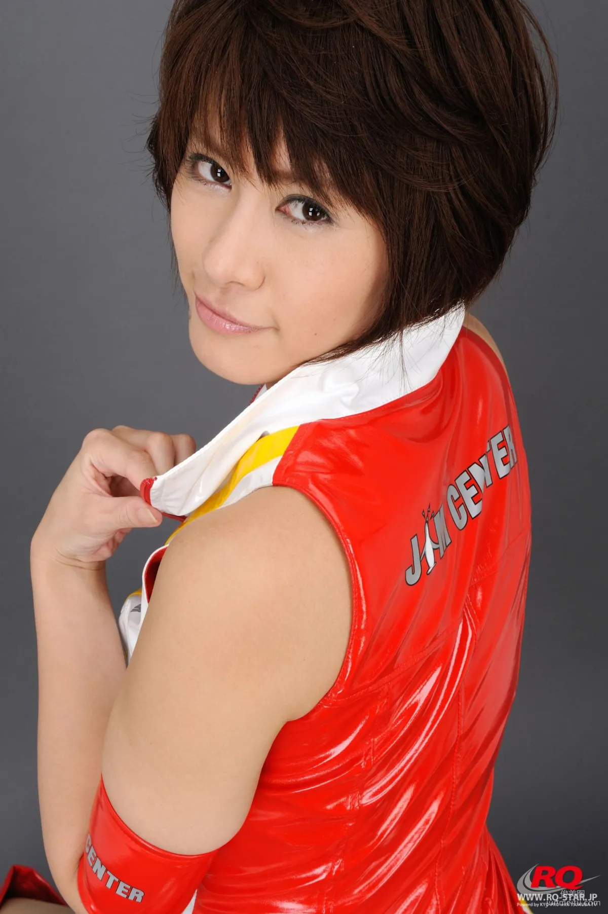 [RQ-STAR] NO.00088 Akiko Fujihara 藤原明子 Race Queen – 2008 Jim Gainer  写真集74