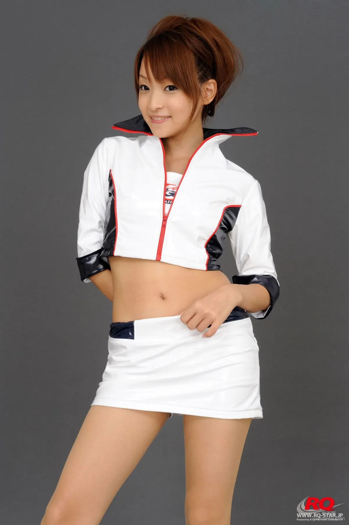 [RQ-STAR] NO.00080 Mio Aoki 青木未央 Race Queen – 2008 5Zigen  写真集12