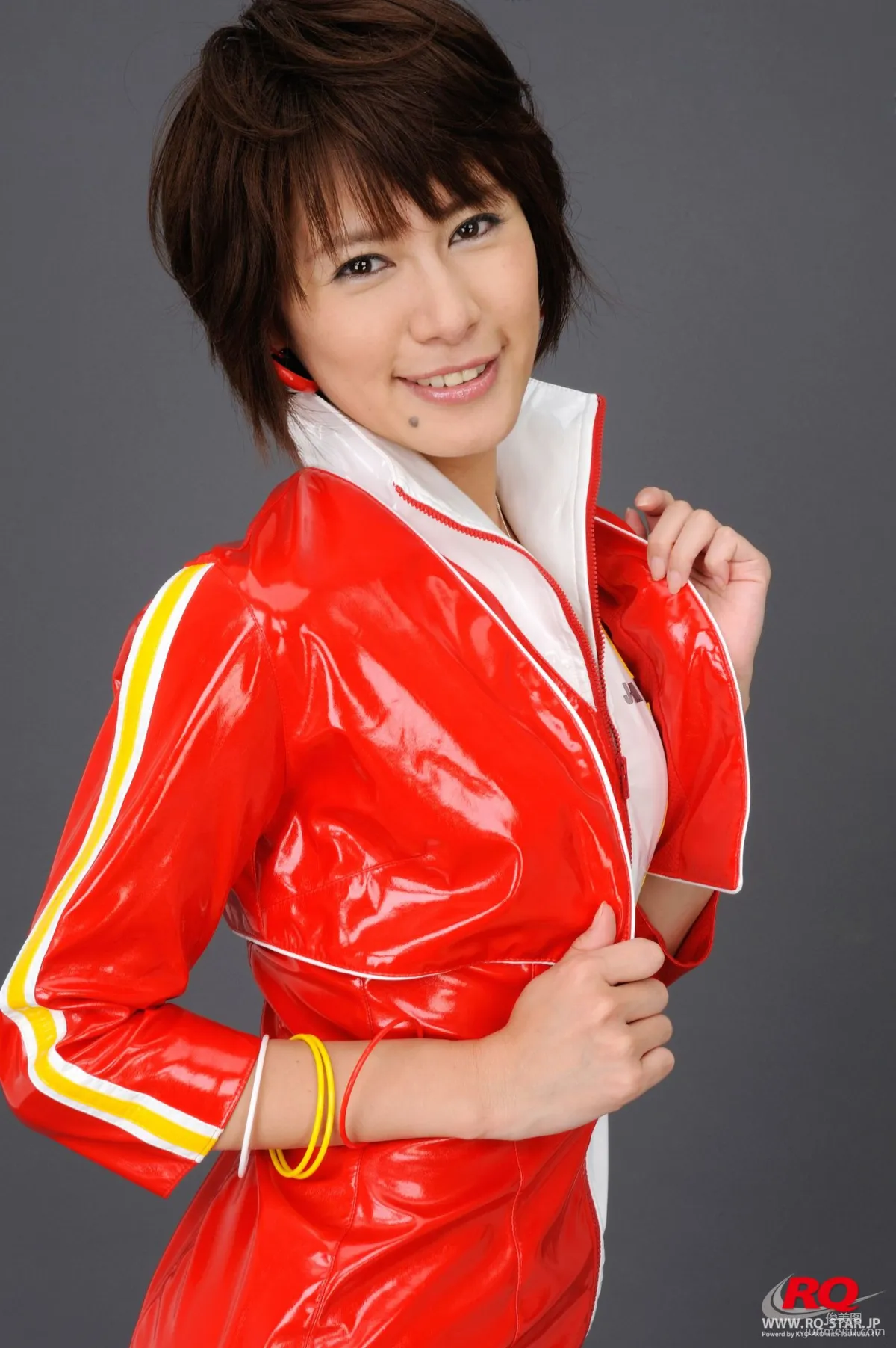 [RQ-STAR] NO.00088 Akiko Fujihara 藤原明子 Race Queen – 2008 Jim Gainer  写真集21