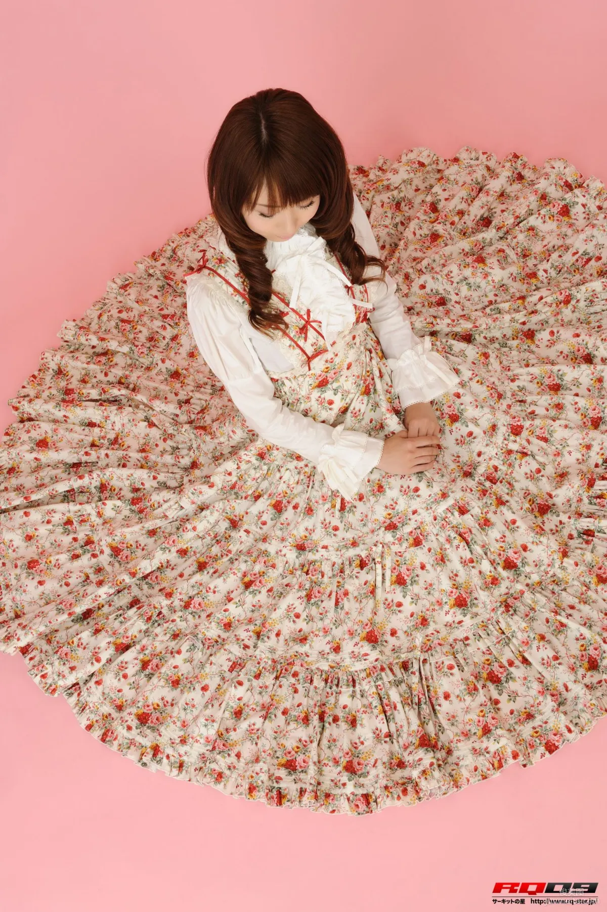 [RQ-STAR写真集] NO.00142 我妻さおり Lolita Fashion 长裙美女系列84