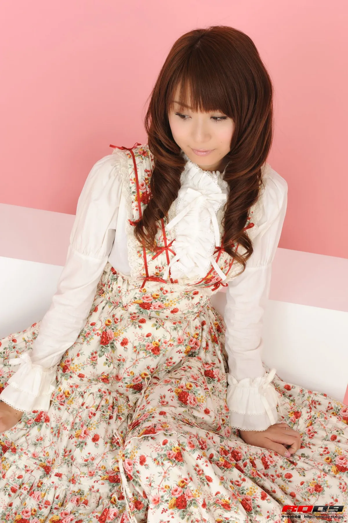 [RQ-STAR写真集] NO.00142 我妻さおり Lolita Fashion 长裙美女系列82