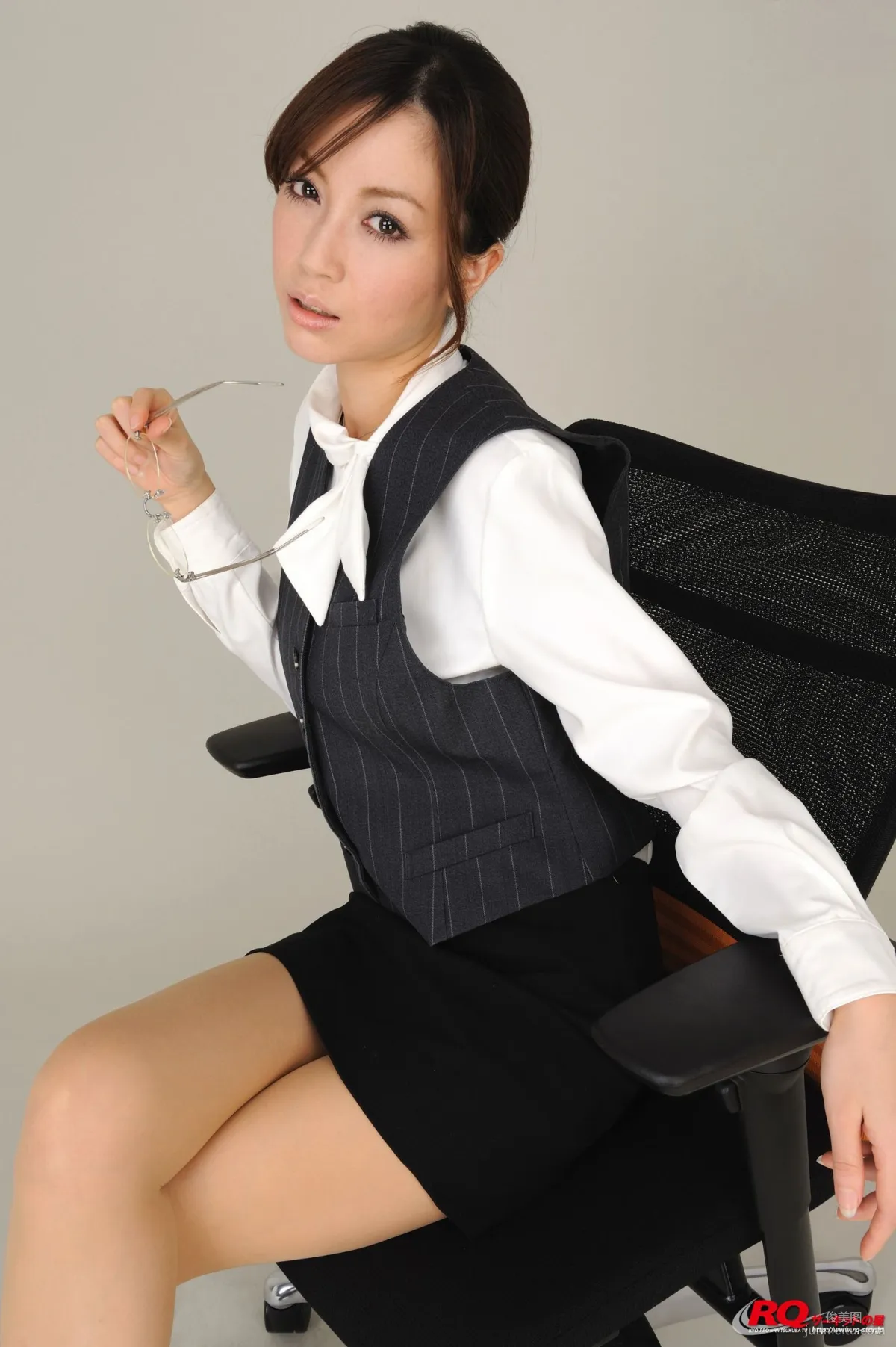 [RQ-STAR] NO.00117 Mayu Ohya 大矢真夕 Office Lady 写真集50