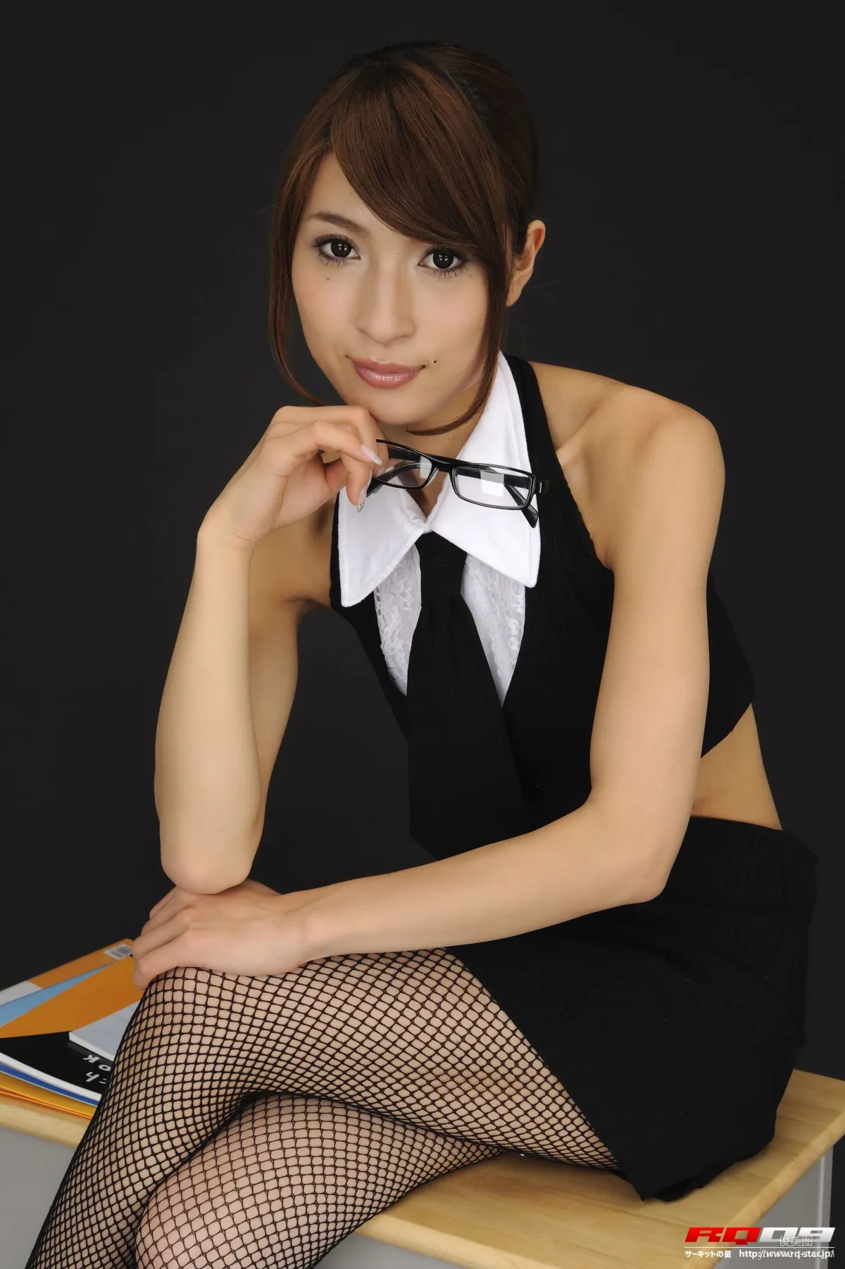 [RQ-STAR写真集] NO.00144 高橋千咲姫 Sexy Teacher 性感女教师85