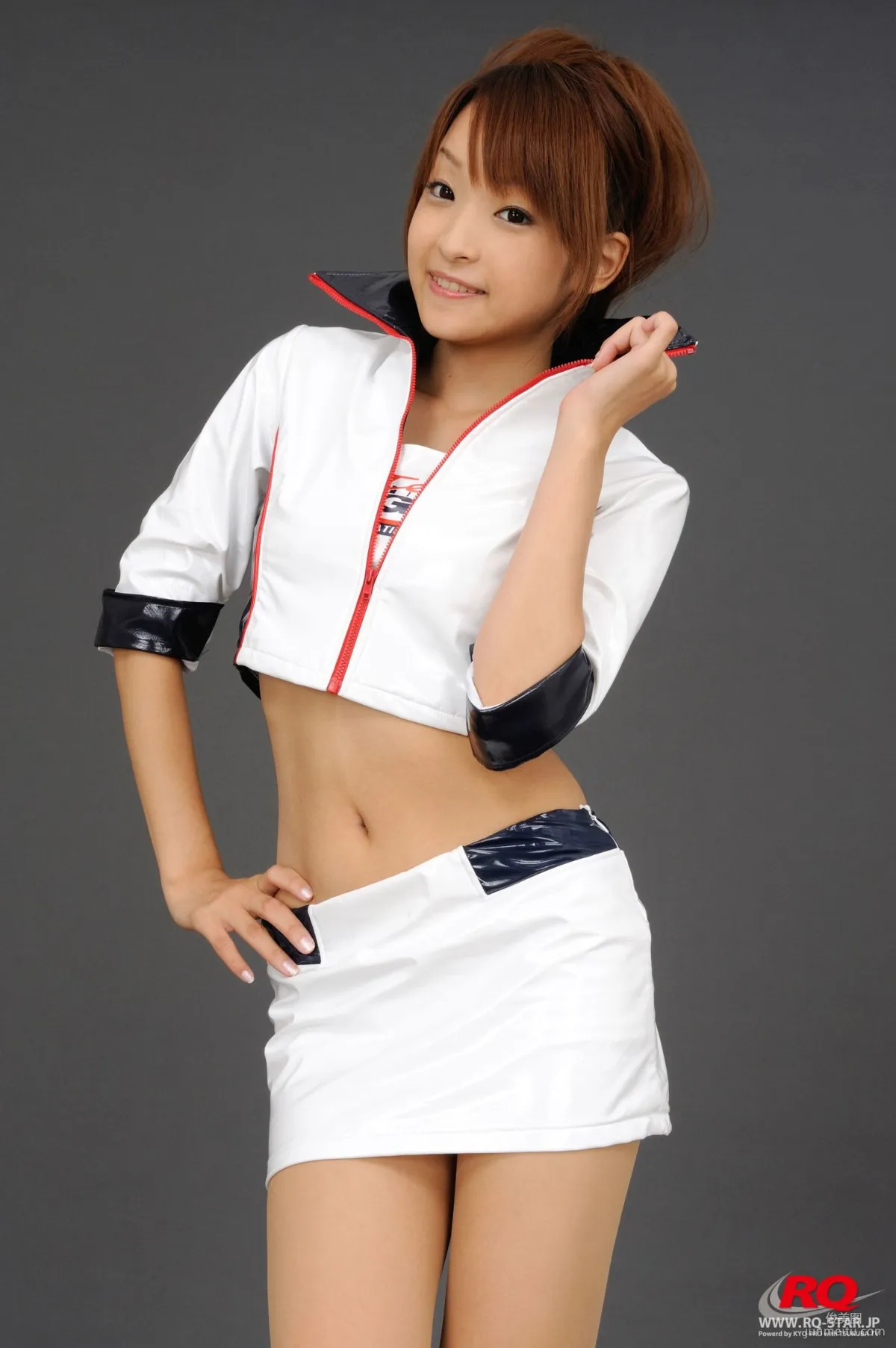 [RQ-STAR] NO.00080 Mio Aoki 青木未央 Race Queen – 2008 5Zigen  写真集8