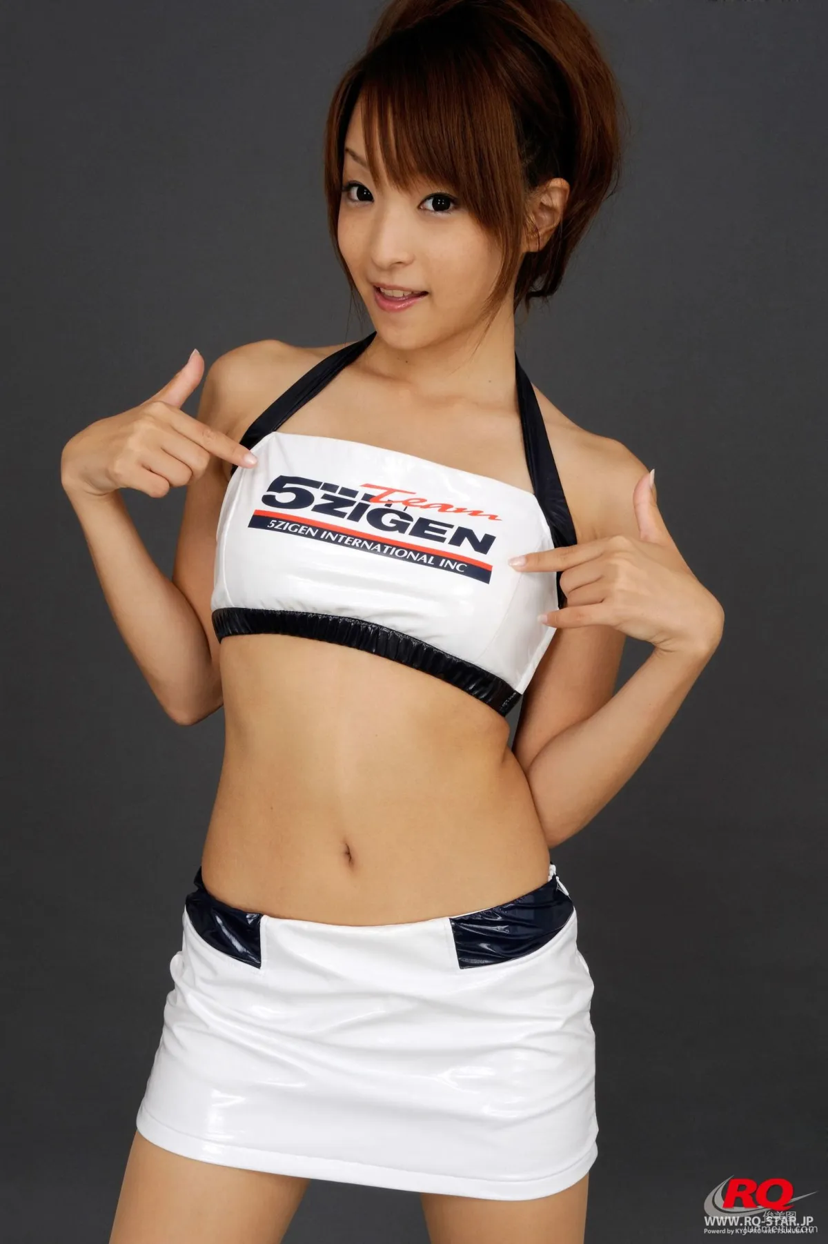 [RQ-STAR] NO.00080 Mio Aoki 青木未央 Race Queen – 2008 5Zigen  写真集66