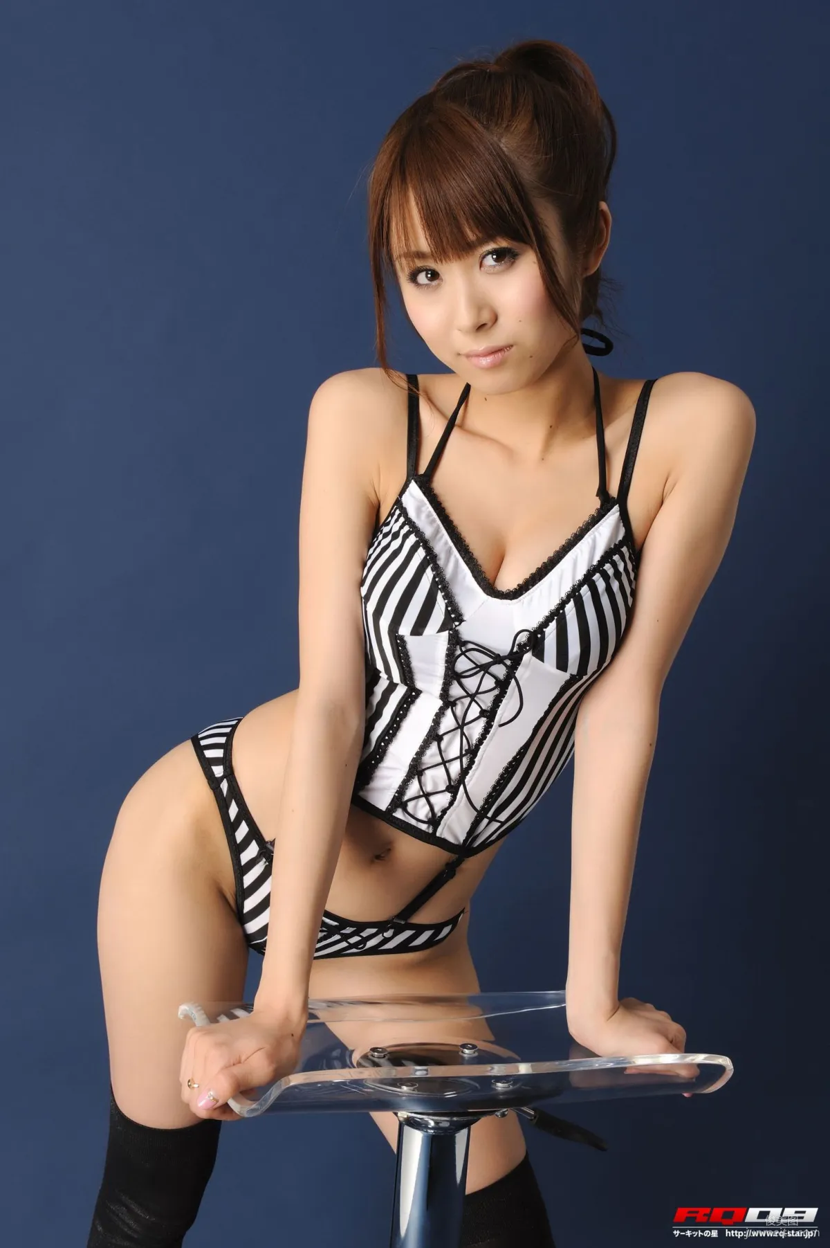 [RQ-STAR] NO.00134 我妻早央 Swim Suits – Black x White 写真集99