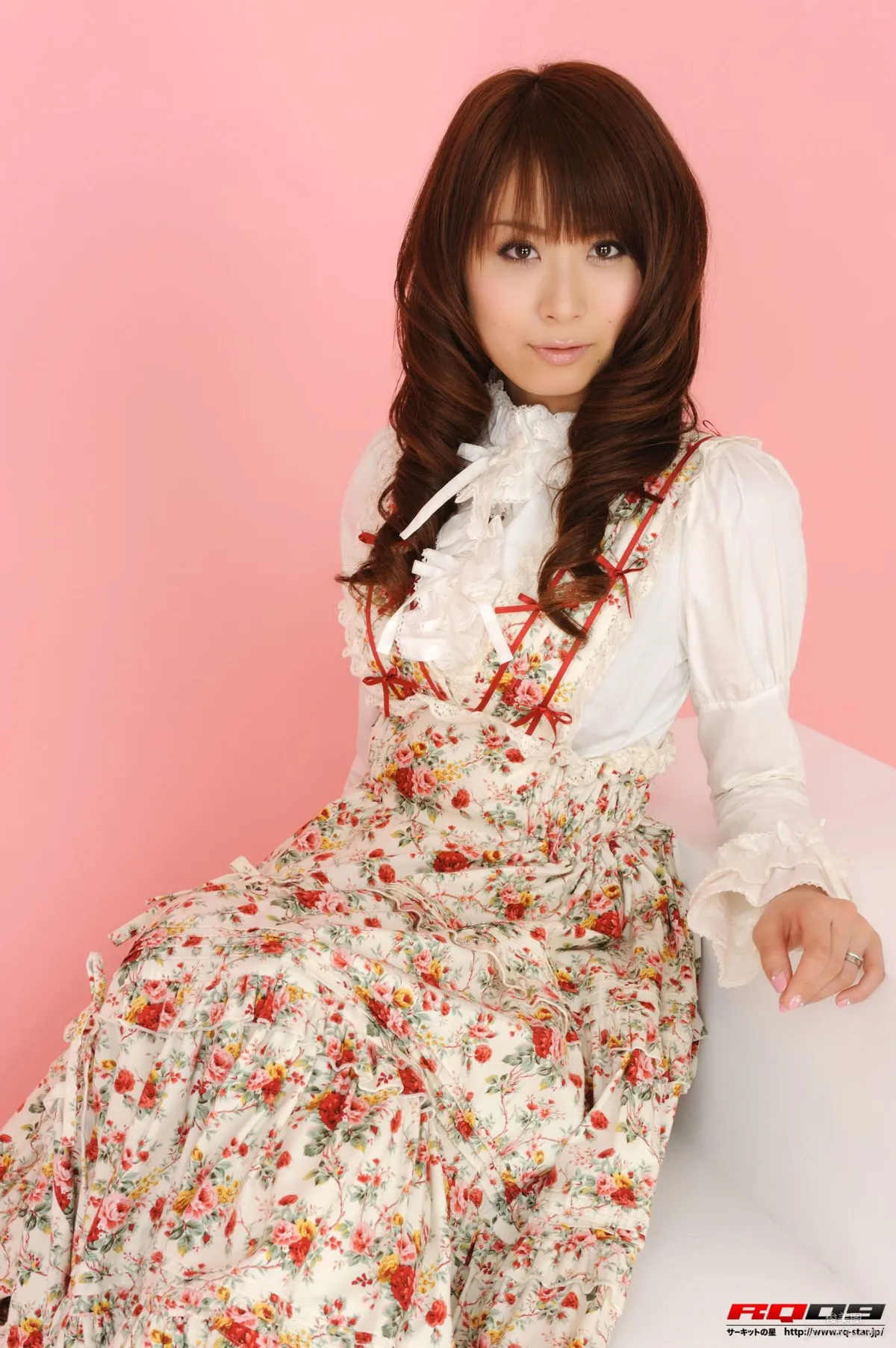 [RQ-STAR写真集] NO.00142 我妻さおり Lolita Fashion 长裙美女系列73