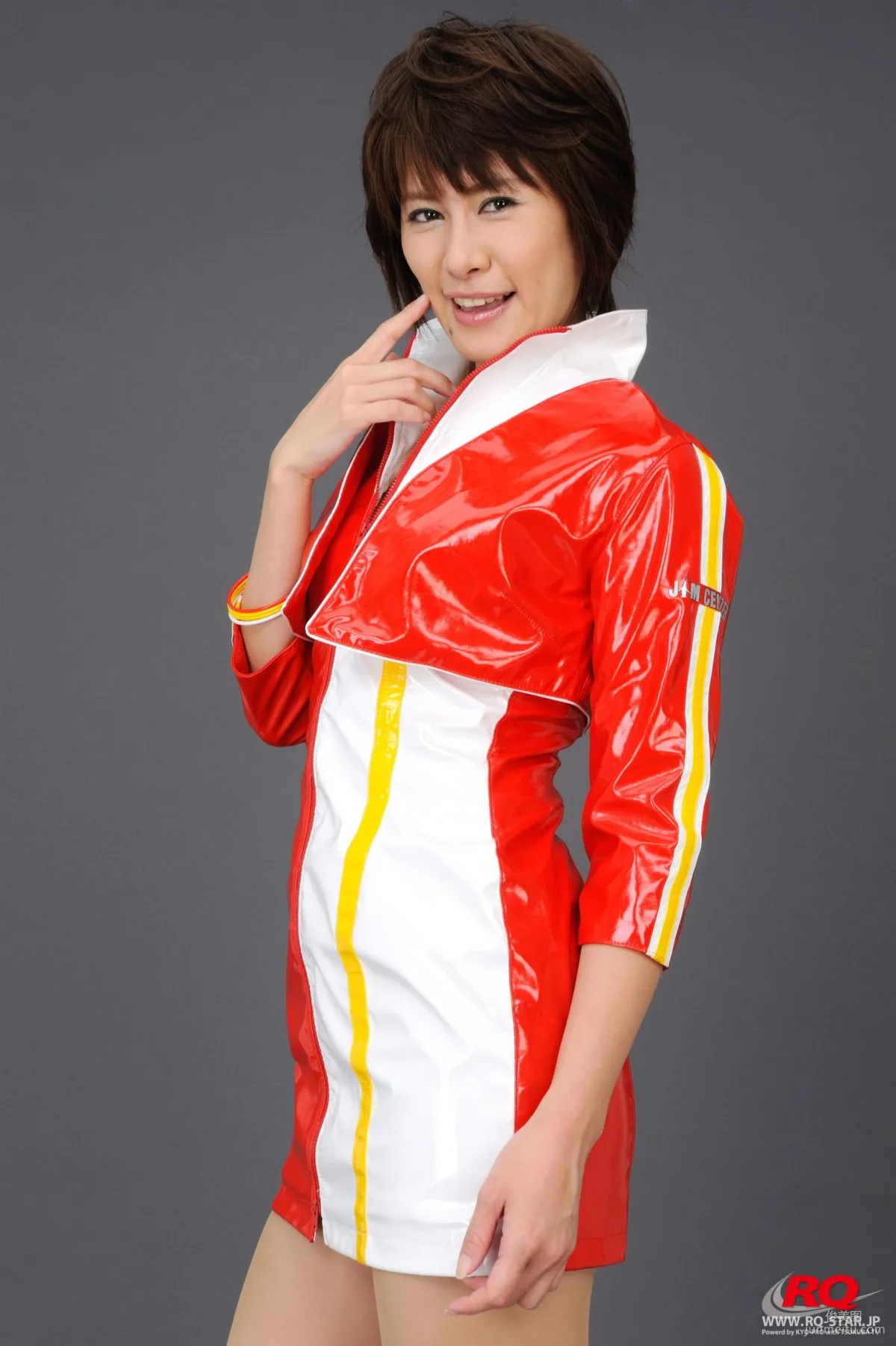 [RQ-STAR] NO.00088 Akiko Fujihara 藤原明子 Race Queen – 2008 Jim Gainer  写真集15