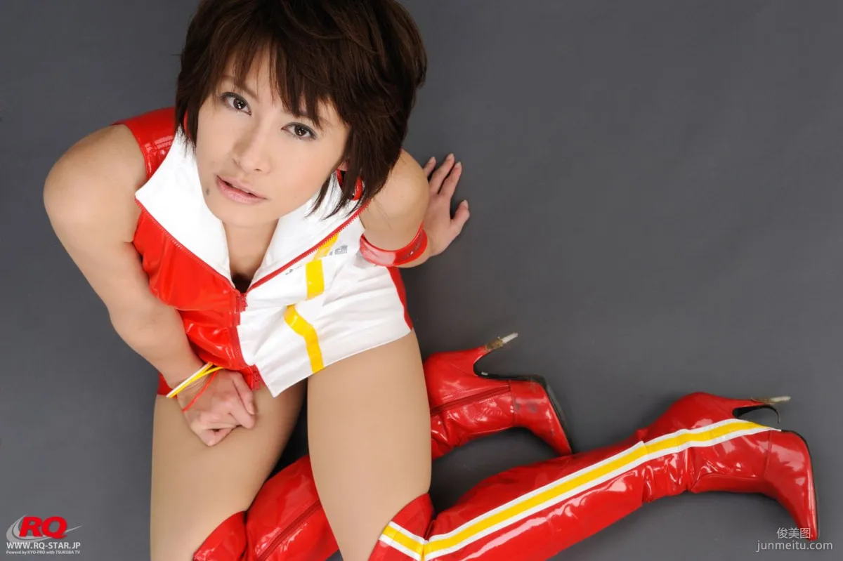 [RQ-STAR] NO.00088 Akiko Fujihara 藤原明子 Race Queen – 2008 Jim Gainer  写真集92