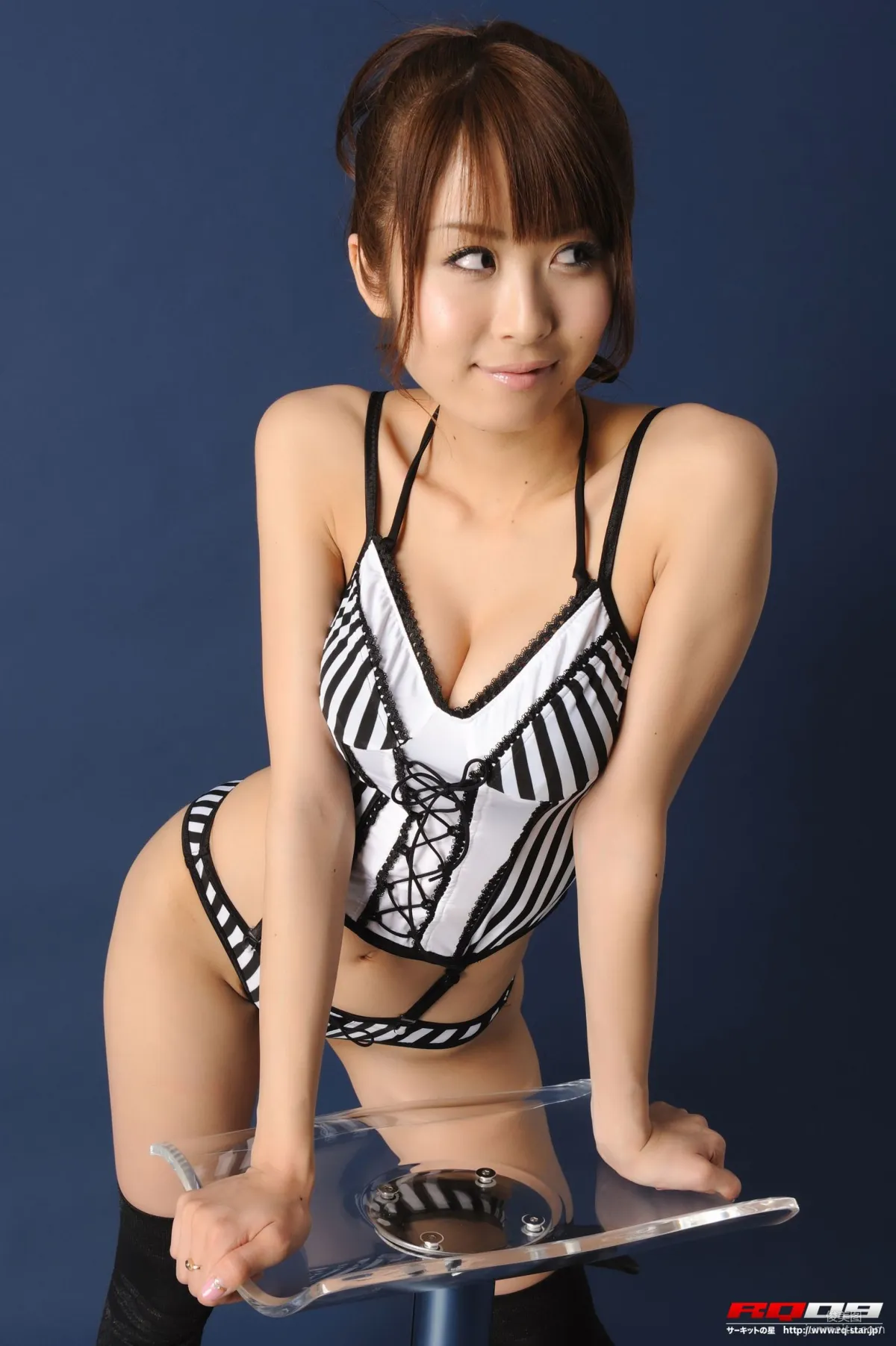 [RQ-STAR] NO.00134 我妻早央 Swim Suits – Black x White 写真集98