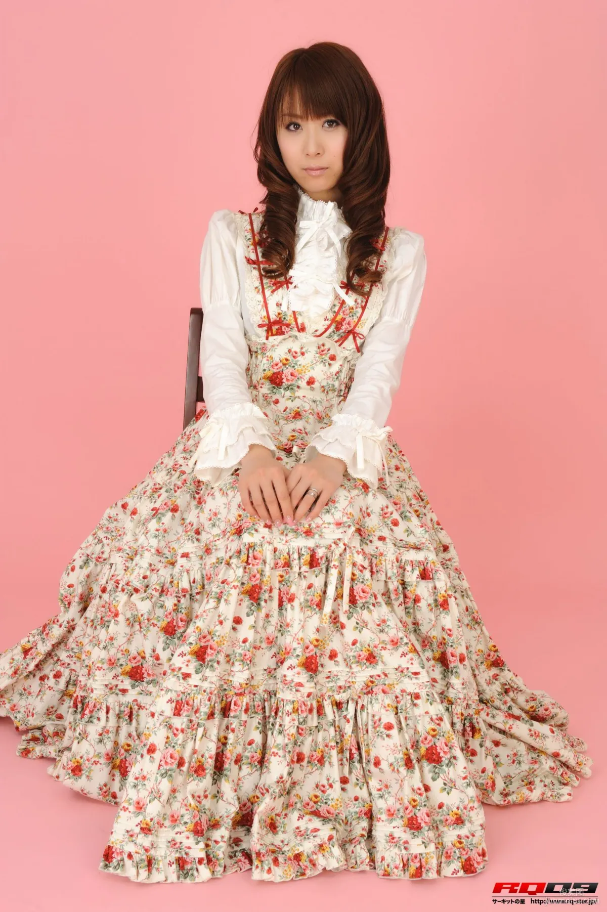 [RQ-STAR写真集] NO.00142 我妻さおり Lolita Fashion 长裙美女系列48