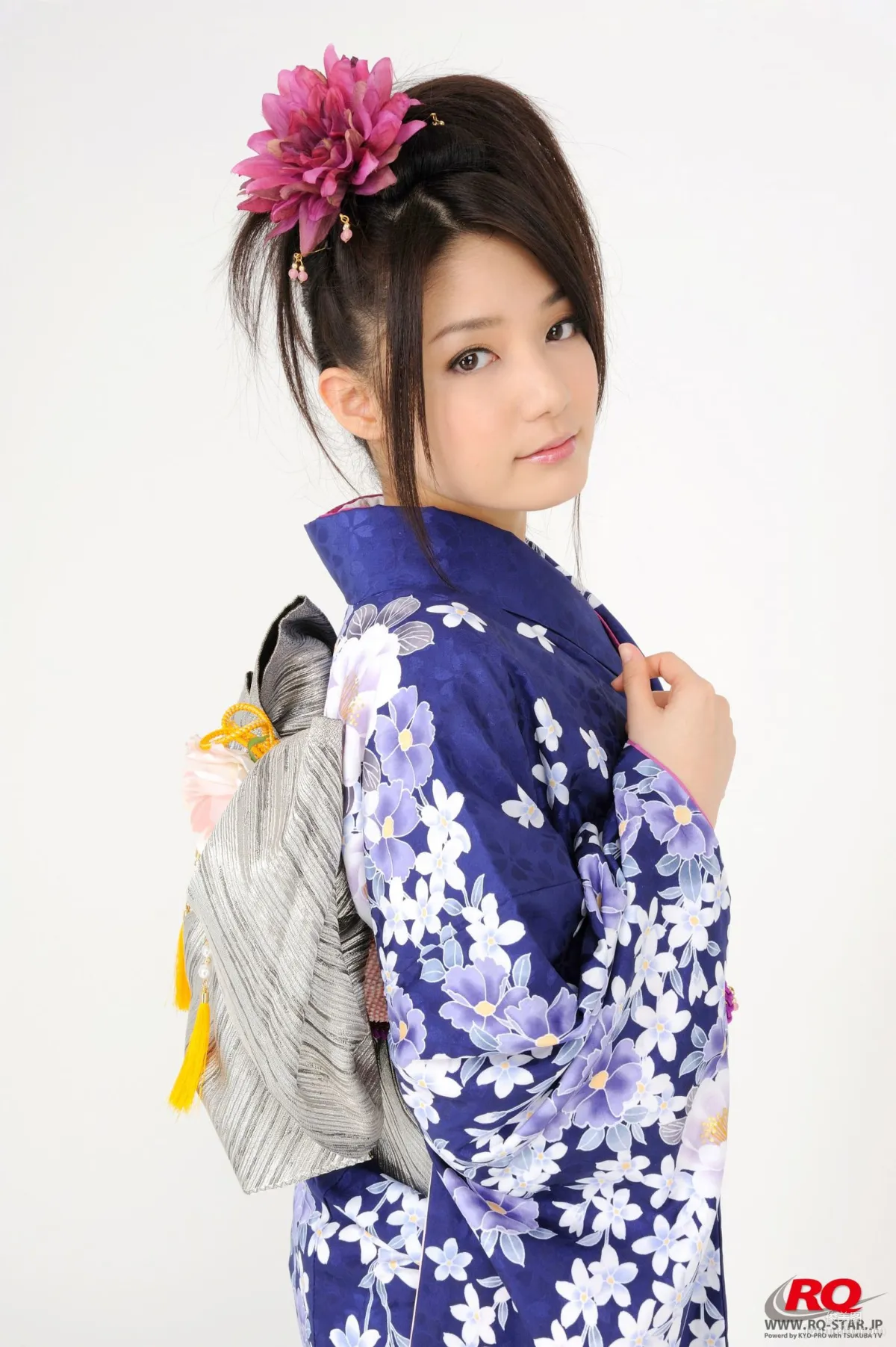 [RQ-STAR] NO.00068 古崎瞳 謹賀新年 Kimono – Happy New Year 和服系列25