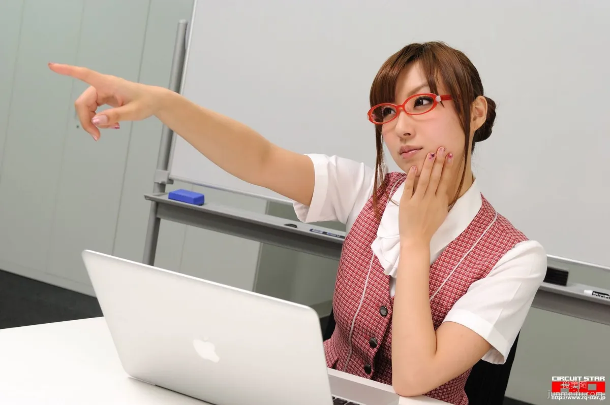 [RQ-STAR] NO.00255 Yuka Tachibana 立花ゆか Office Lady 写真集77