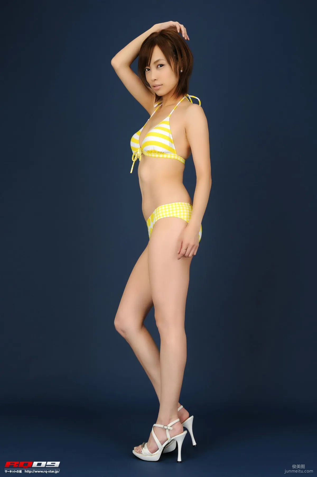 [RQ-STAR] NO.00185 Izumi Morita 森田泉美 Swim Suits 写真集24