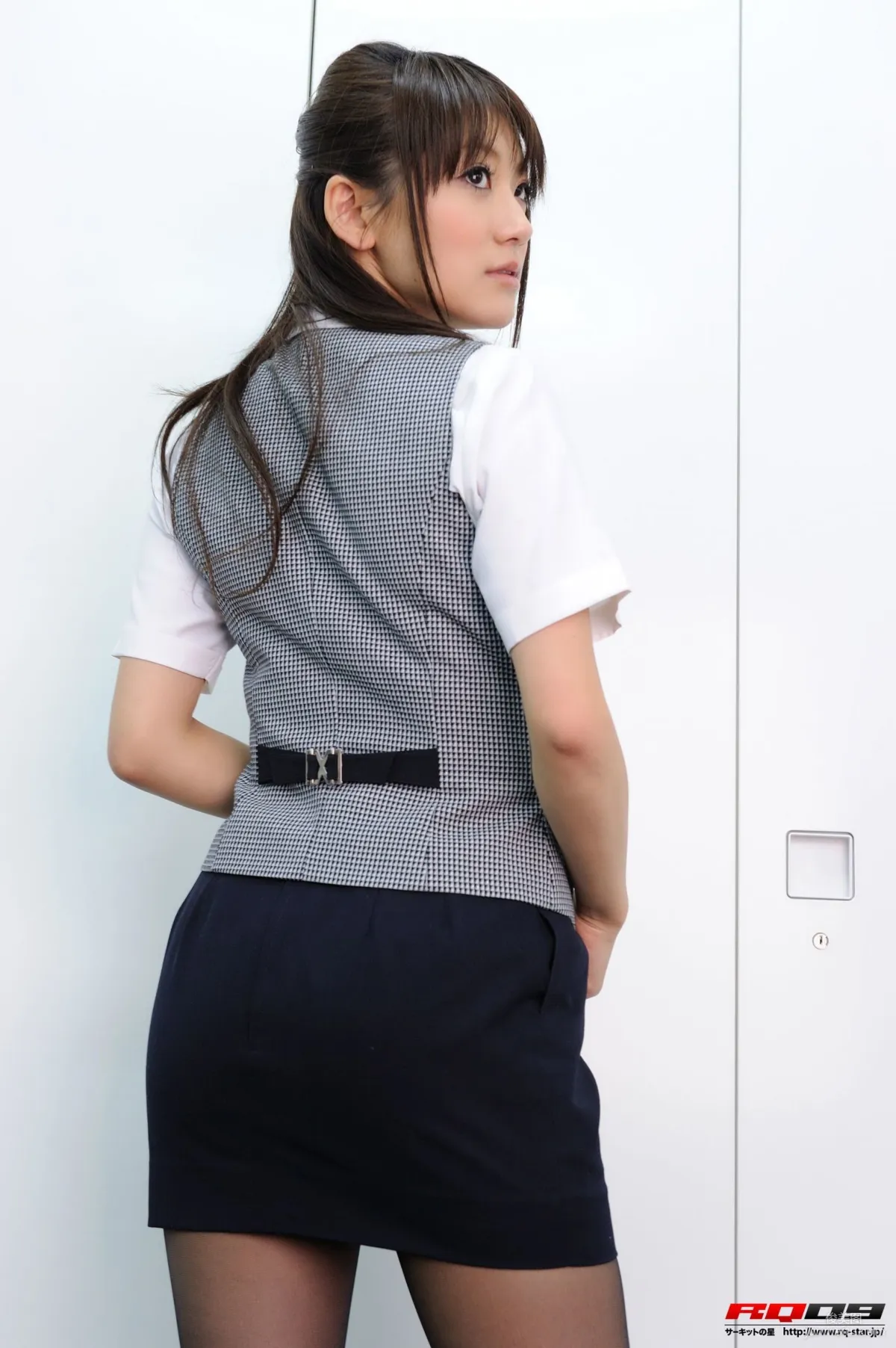 [RQ-STAR] NO.00248 Saki Kouzai 香西咲 Office Lady 写真集69