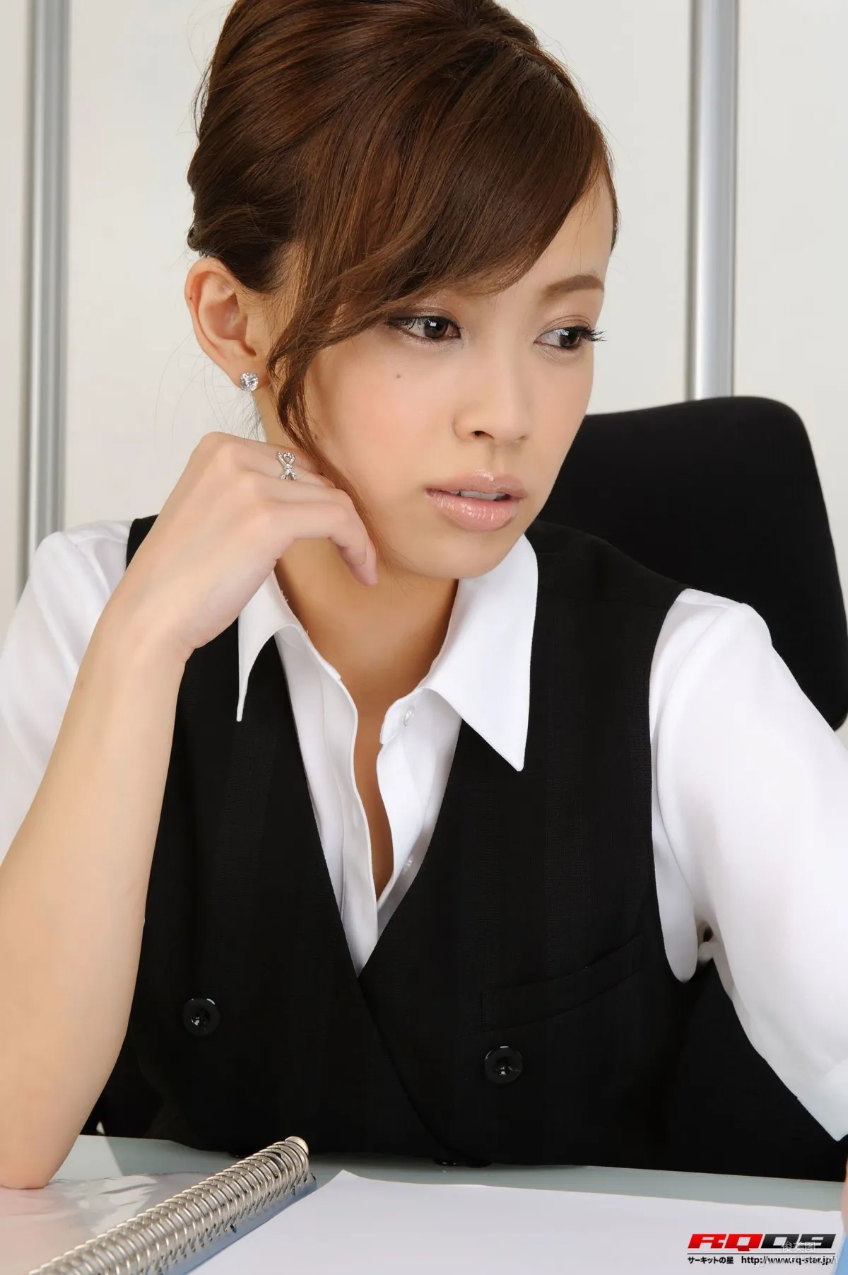 [RQ-STAR] NO.00182 森田泉美 Office Lady办公室美女写真集40