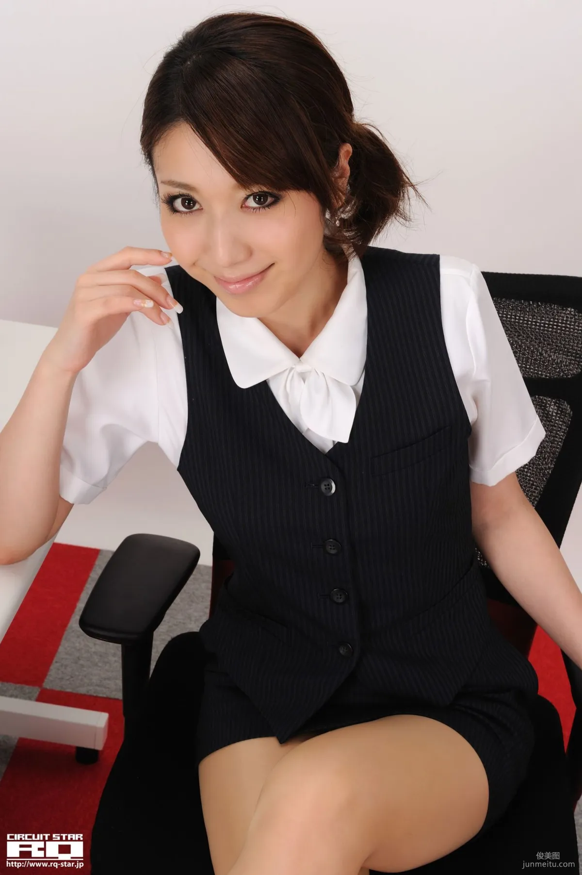 [RQ-STAR] NO.00294 Emi Shimizu 清水恵美 Office Lady 写真集74