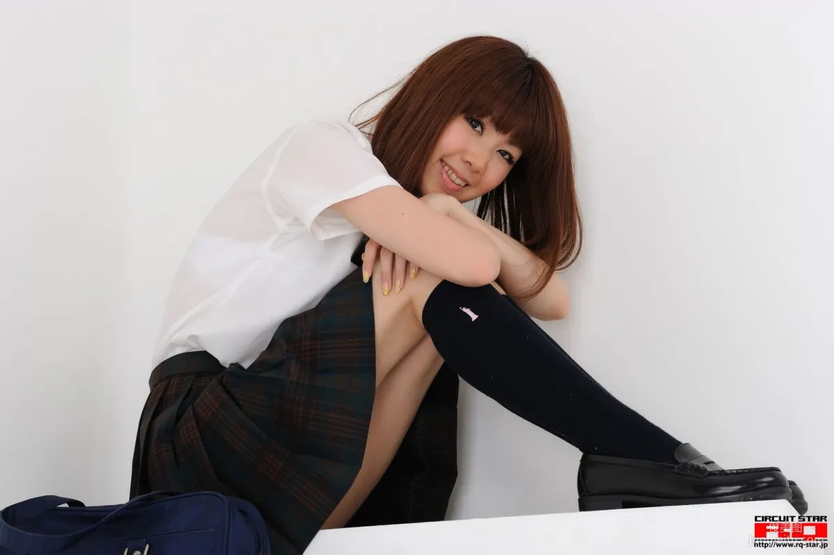 [RQ-STAR] NO.00378 生田晴香 School Girl 写真集46