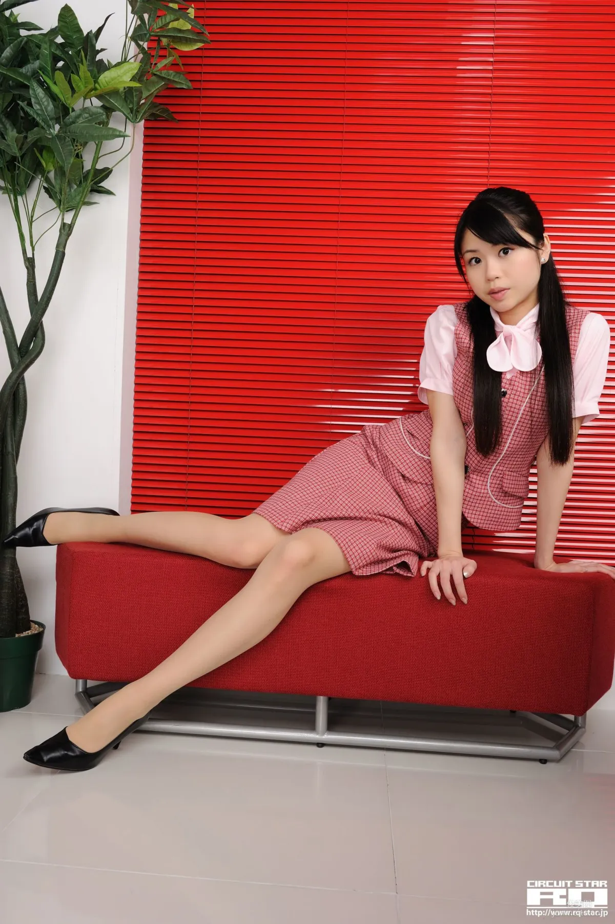 [RQ-STAR] NO.00431 Fuyumi Ikehara 池原冬実 Office Lady 写真集50