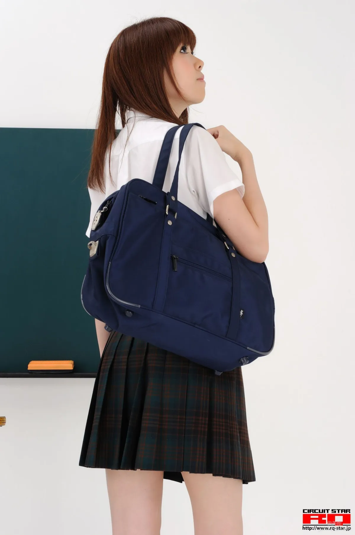 [RQ-STAR] NO.00378 生田晴香 School Girl 写真集17