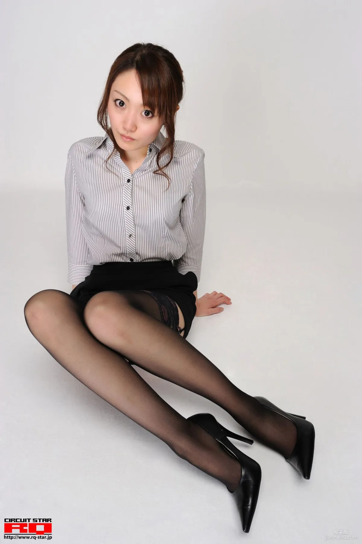 [RQ-STAR] NO.00485 Yukina Masaki 真先由紀奈 Office Lady 写真集40