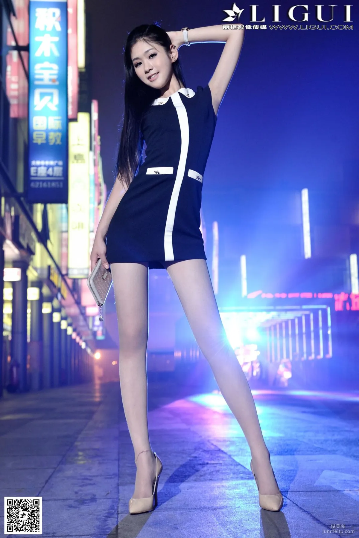 [丽柜LiGui] Model 凌凌《超短裙街拍高跟美足》美腿玉足写真图片12
