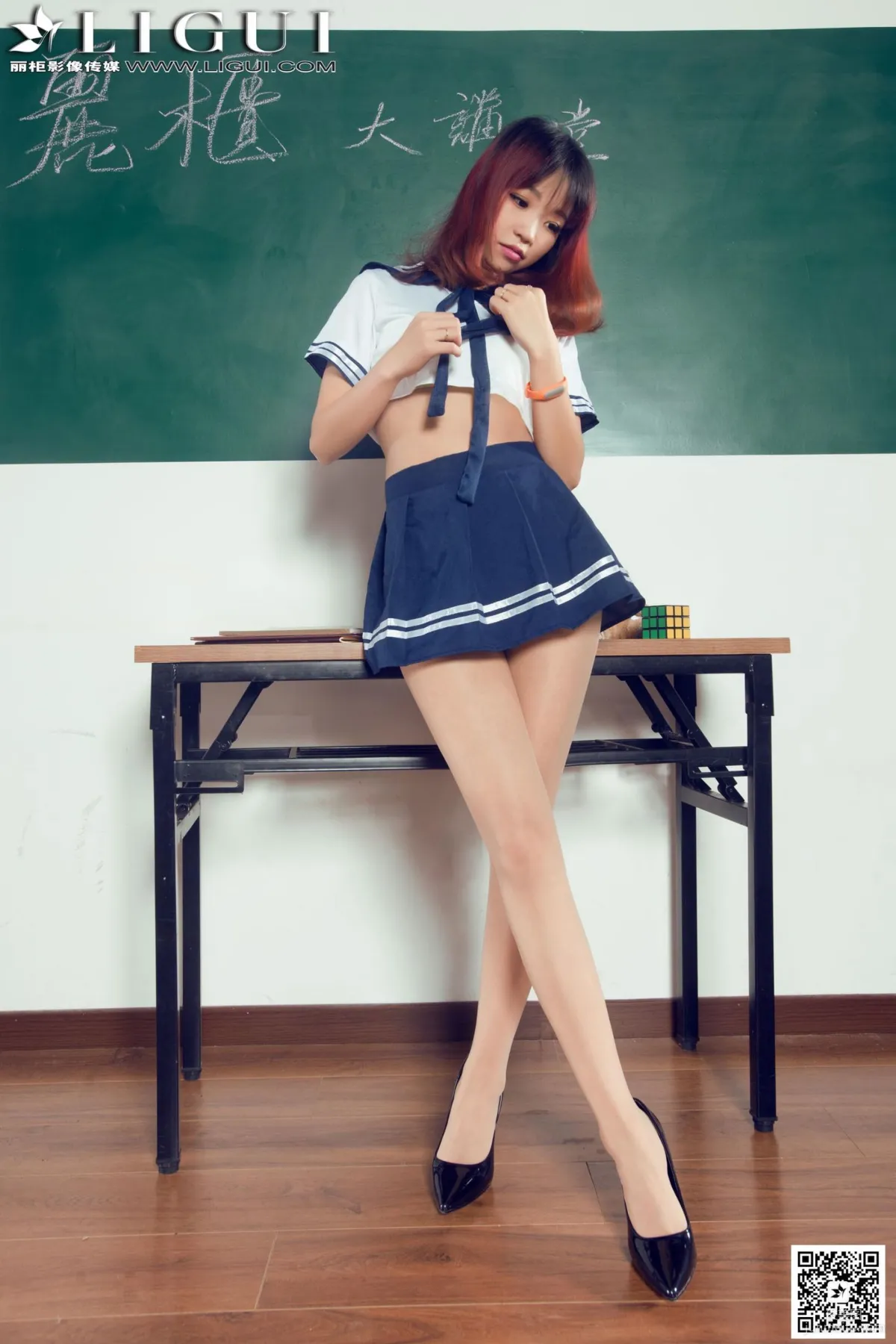 Model Liya《教室里的水手服校花》上下全集 [丽柜LiGui] 美腿玉足写真图片5