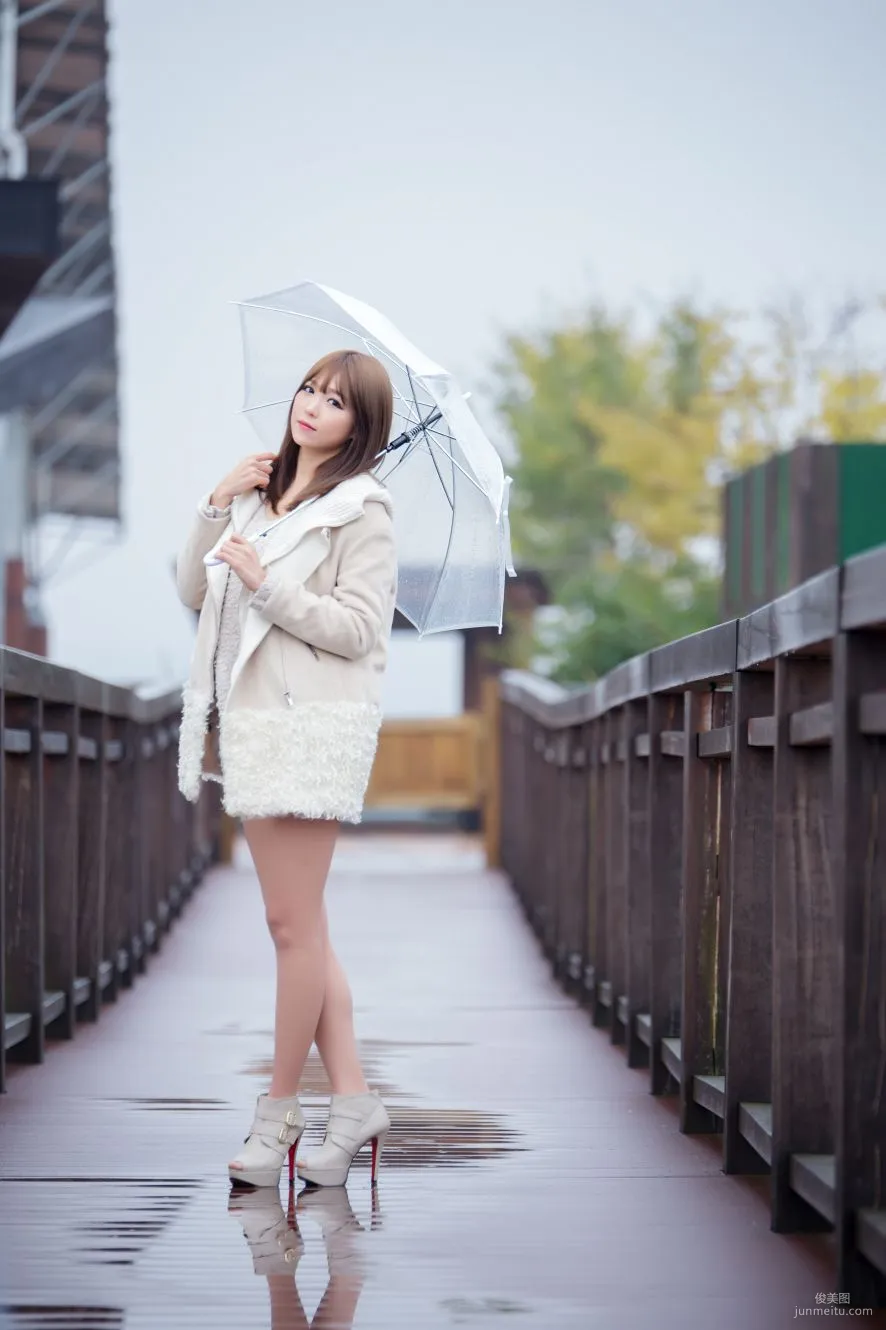 极品韩国美女李恩慧《下雨天街拍》 写真集24