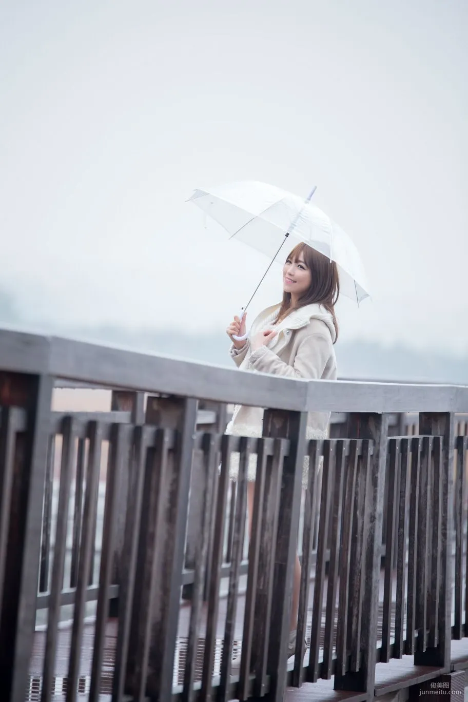 极品韩国美女李恩慧《下雨天街拍》 写真集20
