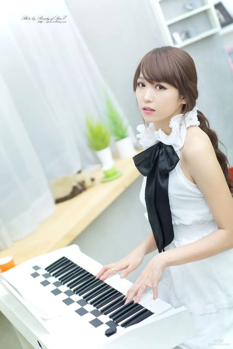 韩国美女李二慧《钢琴少女》写真集11