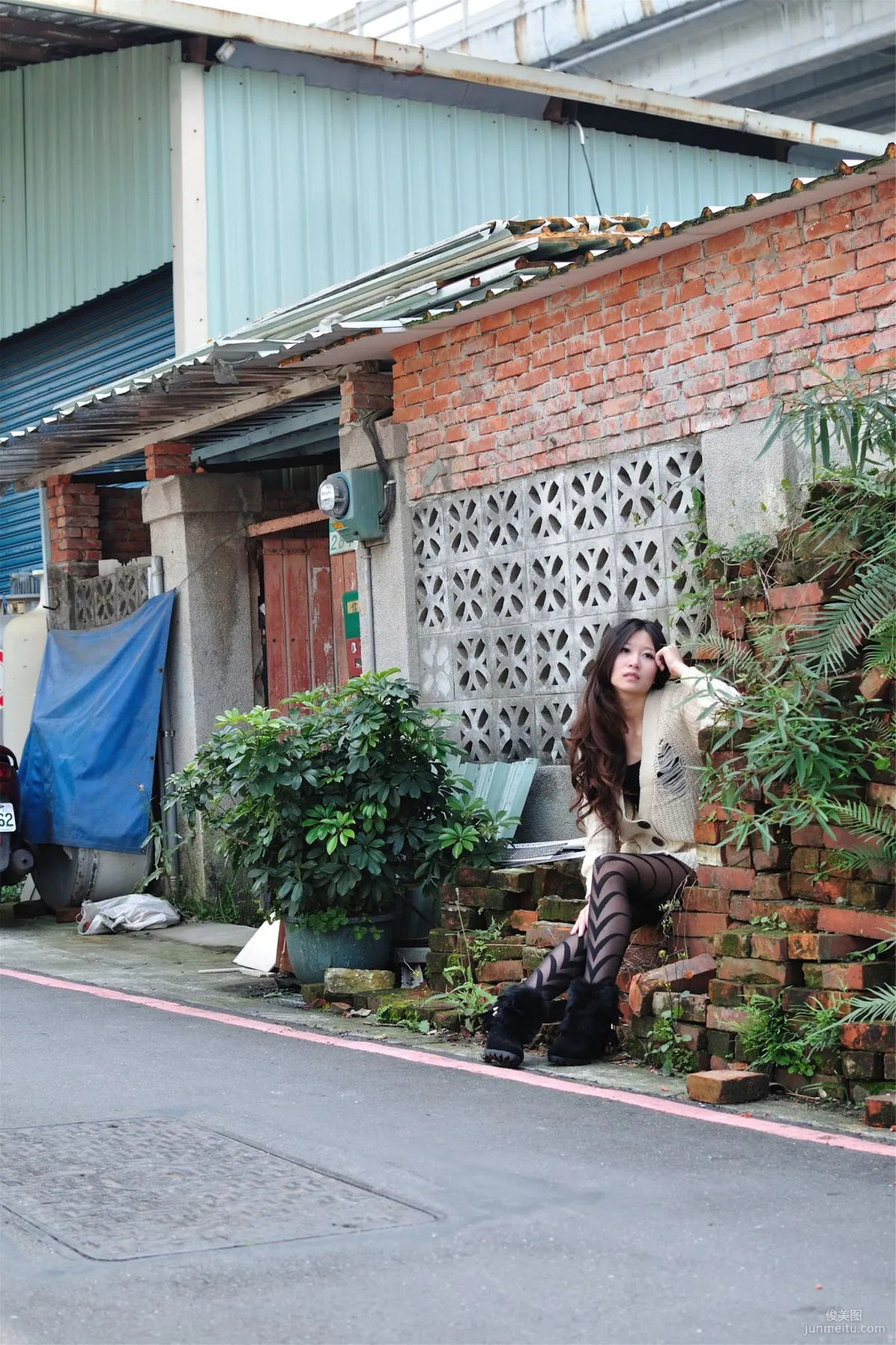 台湾美女模特Pink《永春街外拍》写真集10
