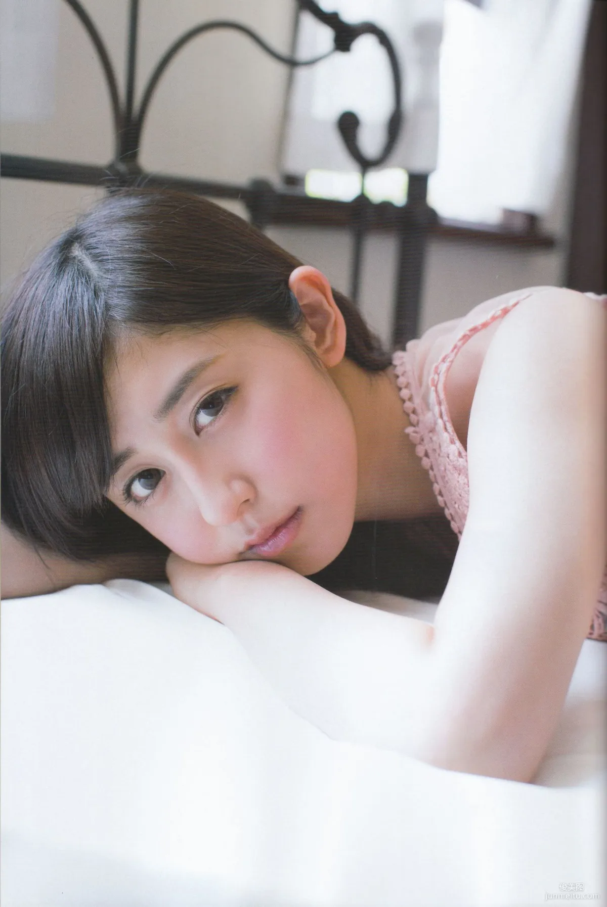 《季刊 乃木坂46 vol.3 涼秋》全本 写真书48