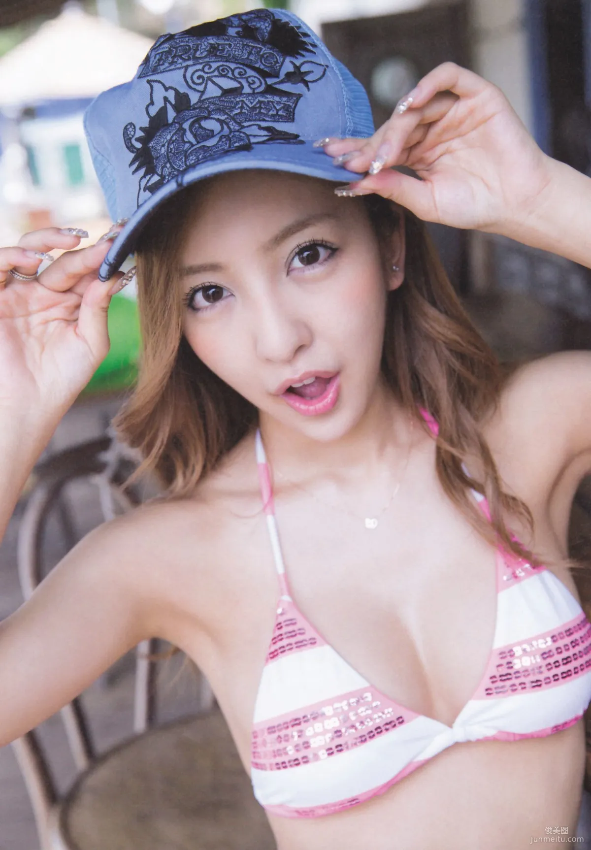 板野友美 AKB48卒業記念《Tomochin ともちん》写真集  49