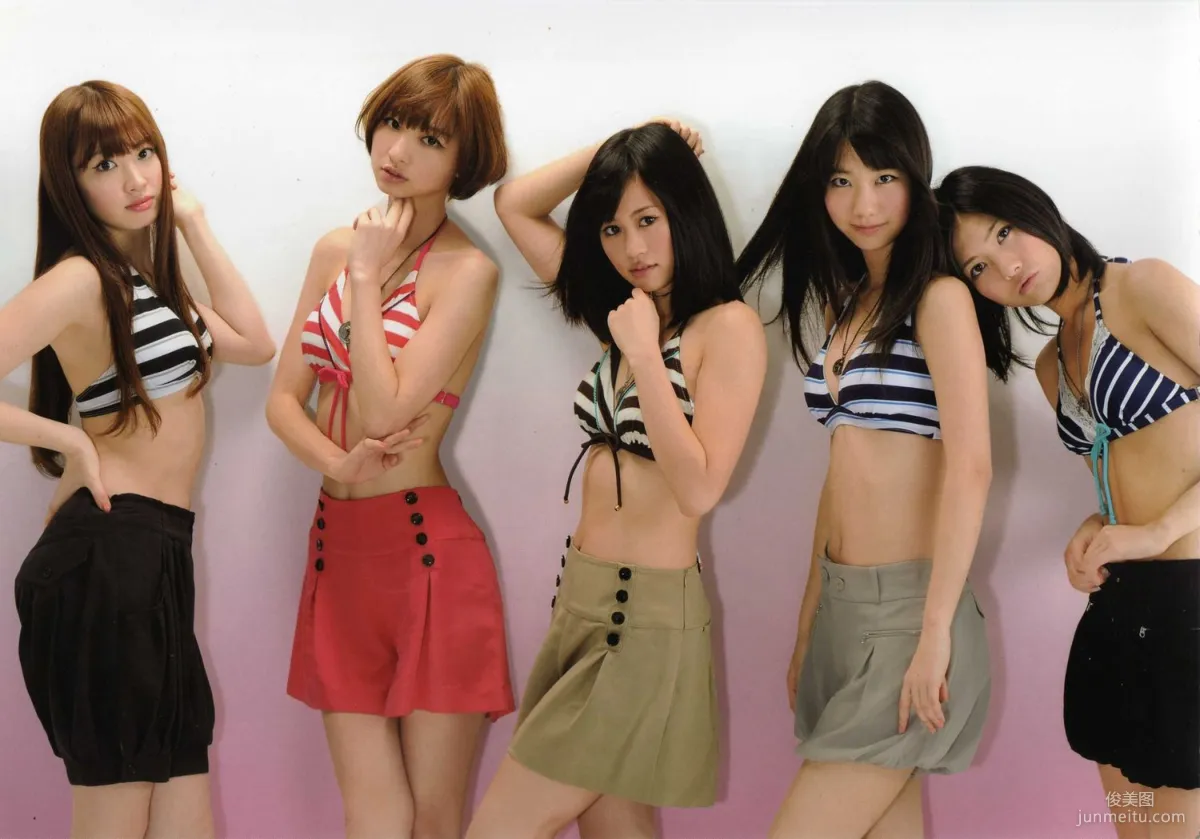 日本AKB48女子组合《2013 Fashion Book内衣秀》写真集3