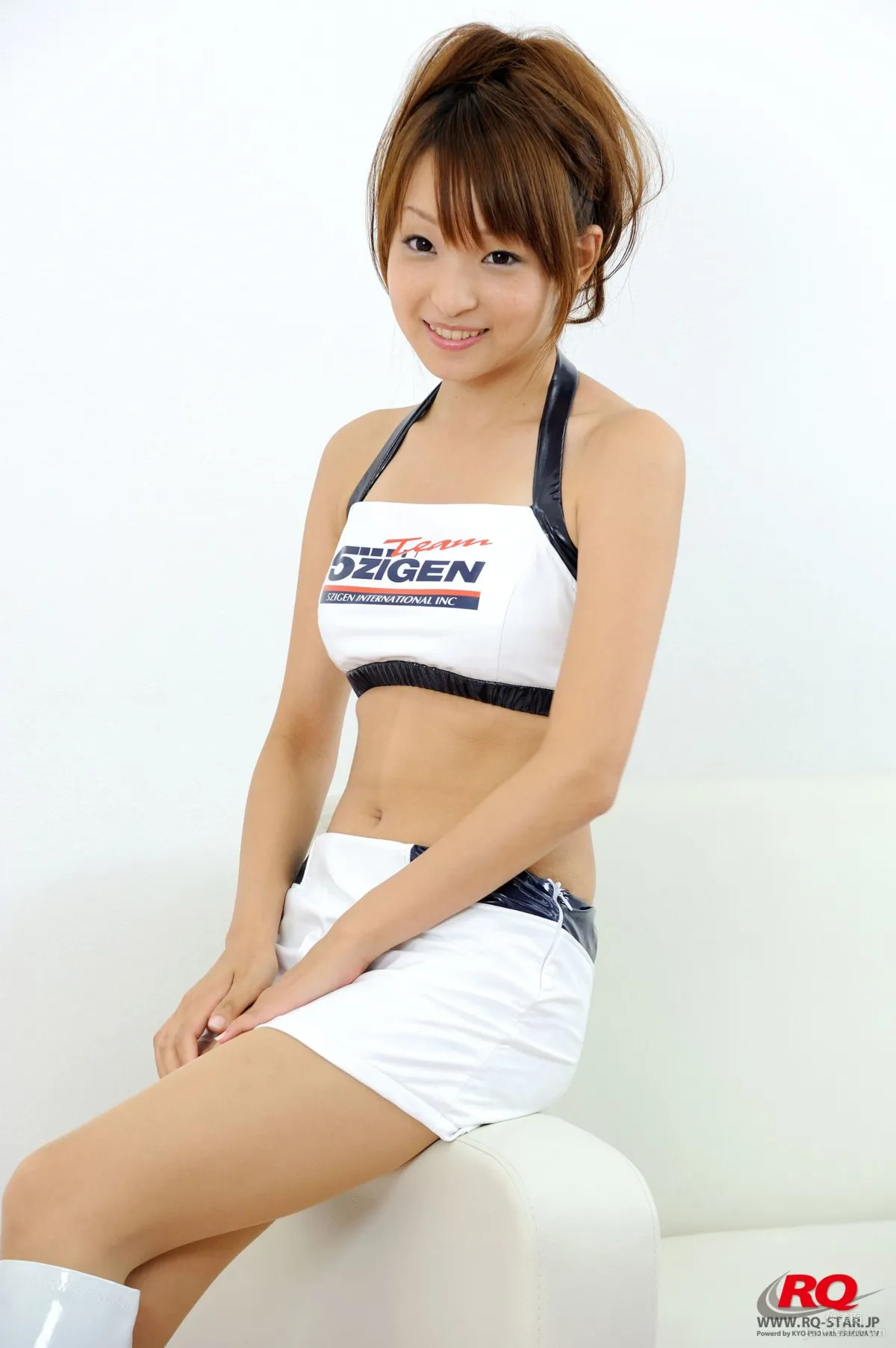 [RQ-STAR] NO.00085 Mio Aoki 青木未央 Race Queen – 2008 5Zigen 写真集32