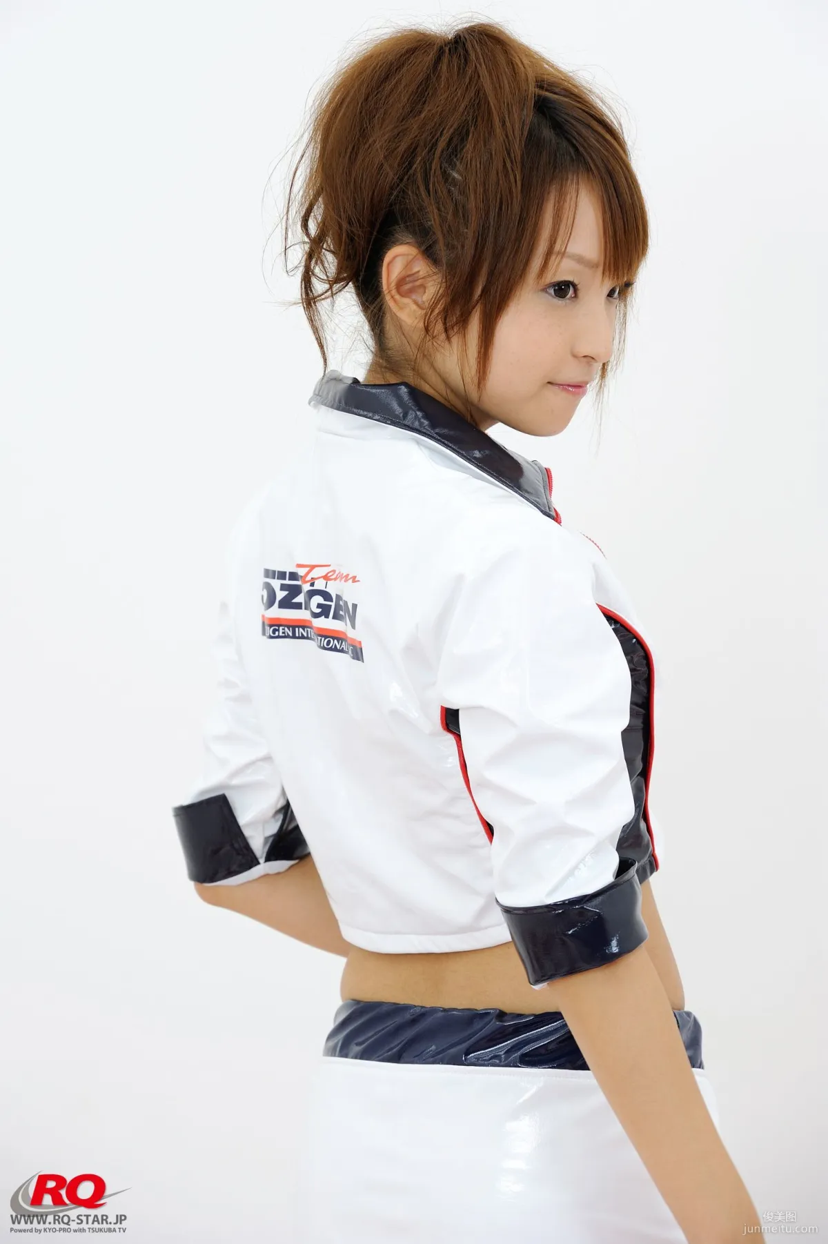 [RQ-STAR] NO.00085 Mio Aoki 青木未央 Race Queen – 2008 5Zigen 写真集9