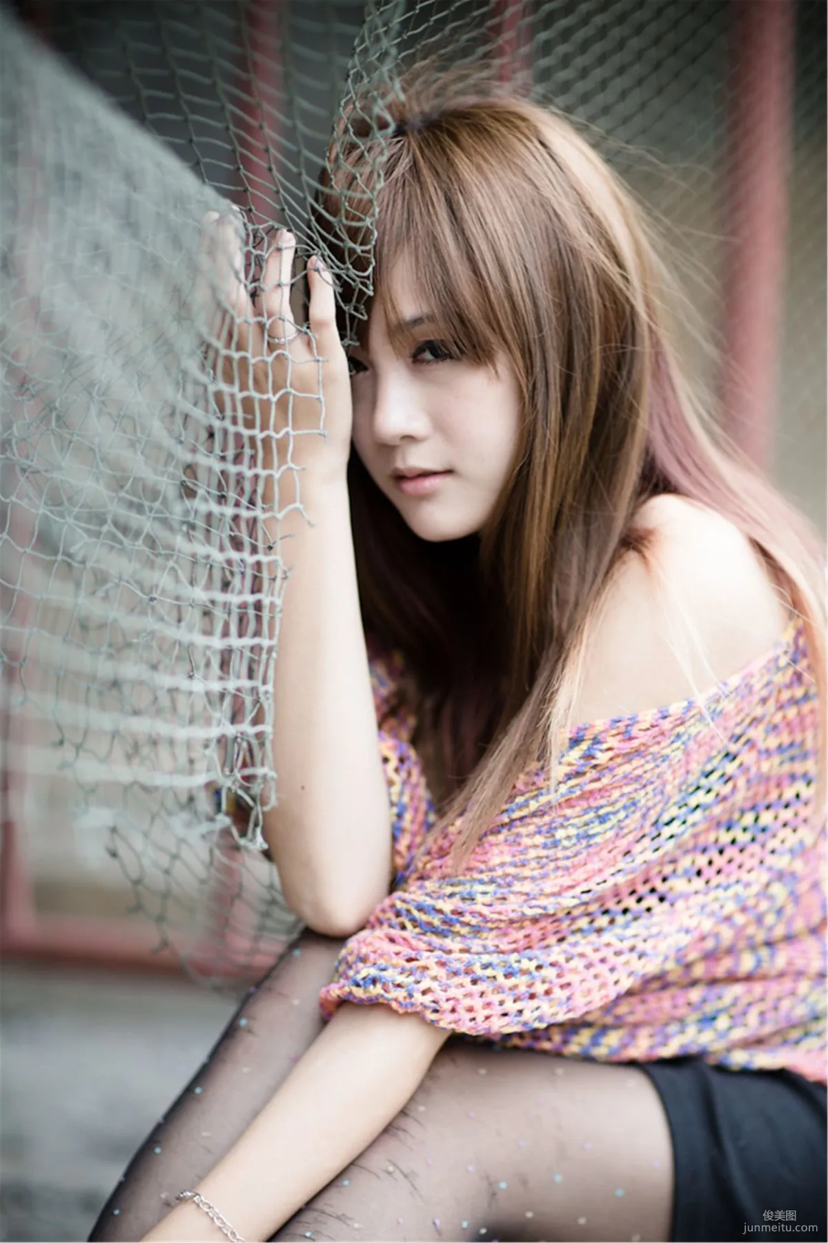 台湾美女模特熊維尼《南港废墟外拍》写真集10