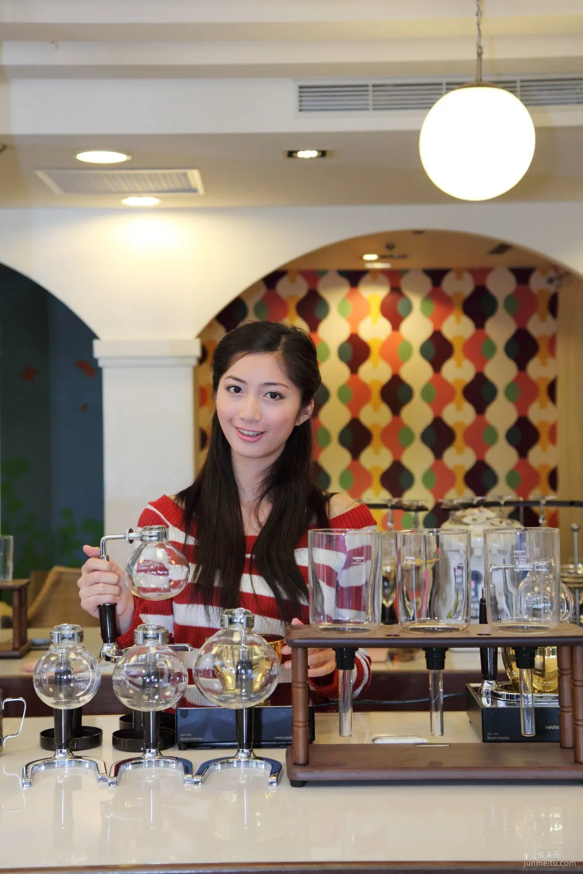 台湾模特Emily《酒店室拍》写真集12