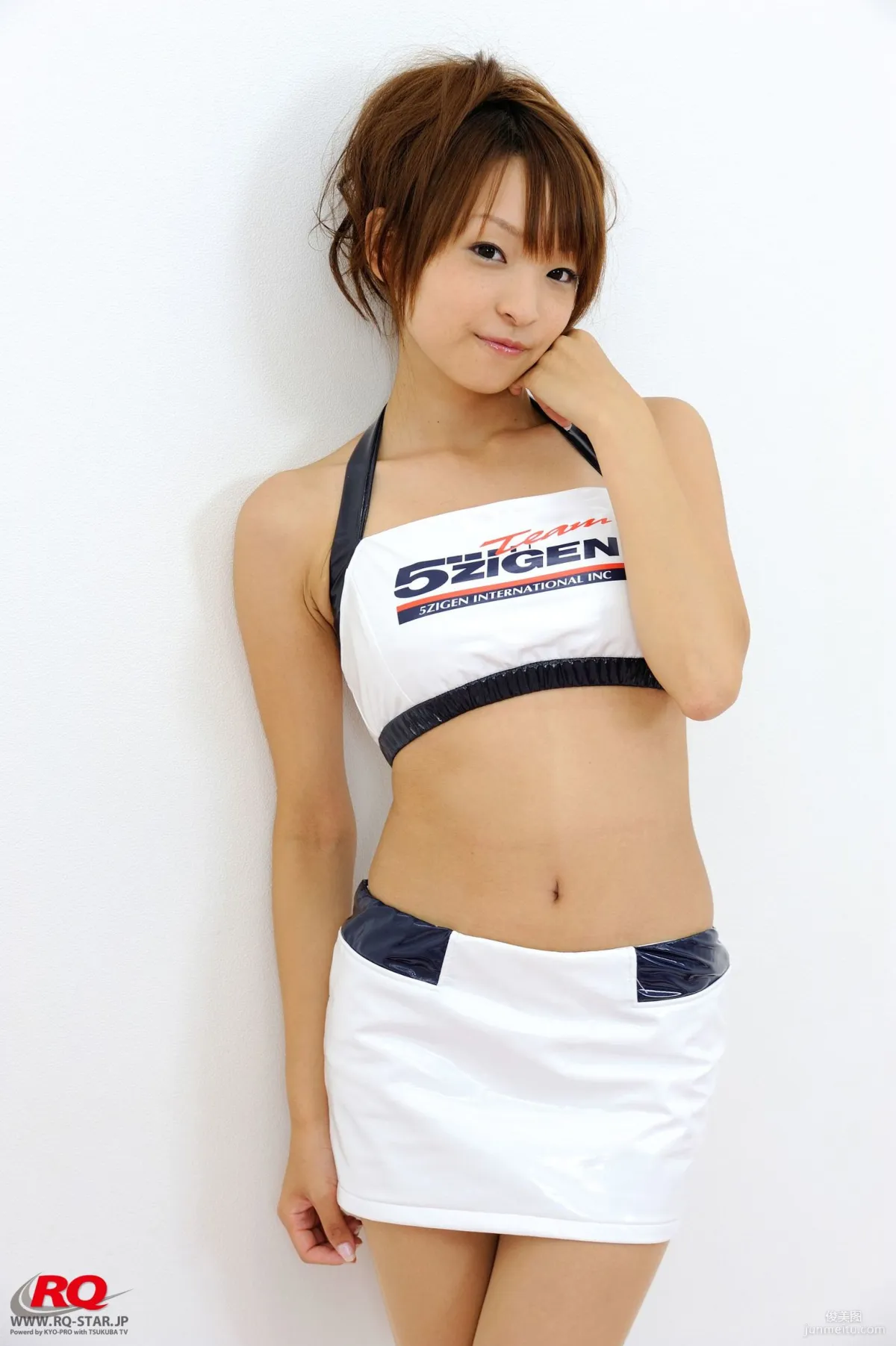 [RQ-STAR] NO.00085 Mio Aoki 青木未央 Race Queen – 2008 5Zigen 写真集25