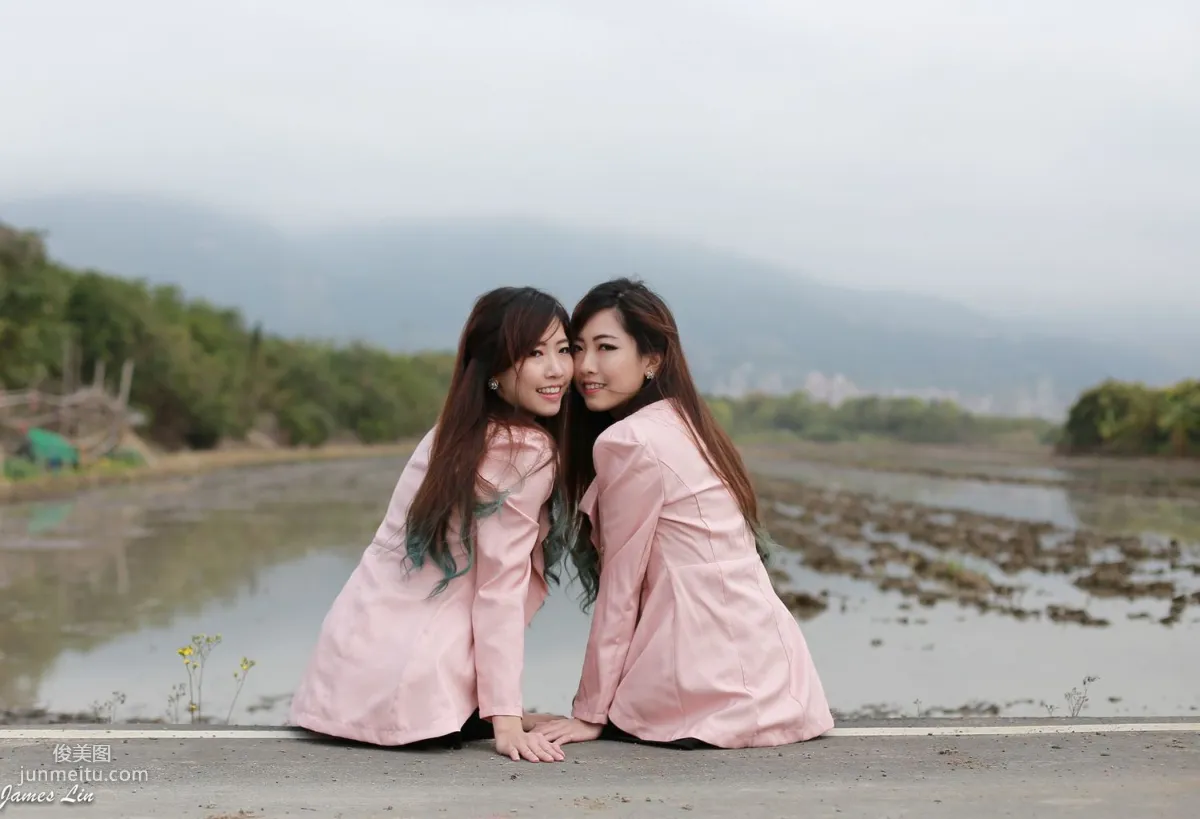 极品清纯甜美台湾双胞胎姐妹花清新外拍写真集43