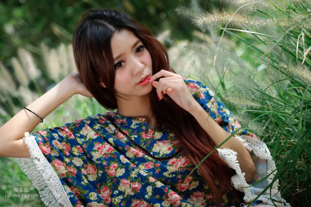 台湾美女妍安/吕芷葇《大安森林公園外拍》写真集31