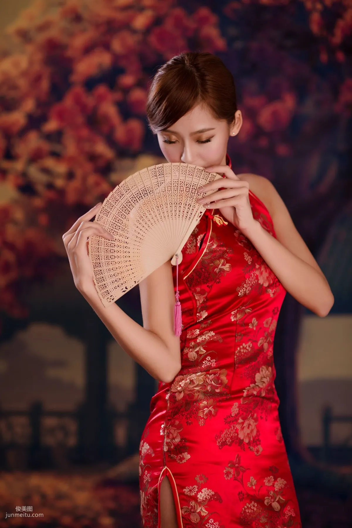 台湾女神Winnie小雪《古典红色旗袍》写真集3