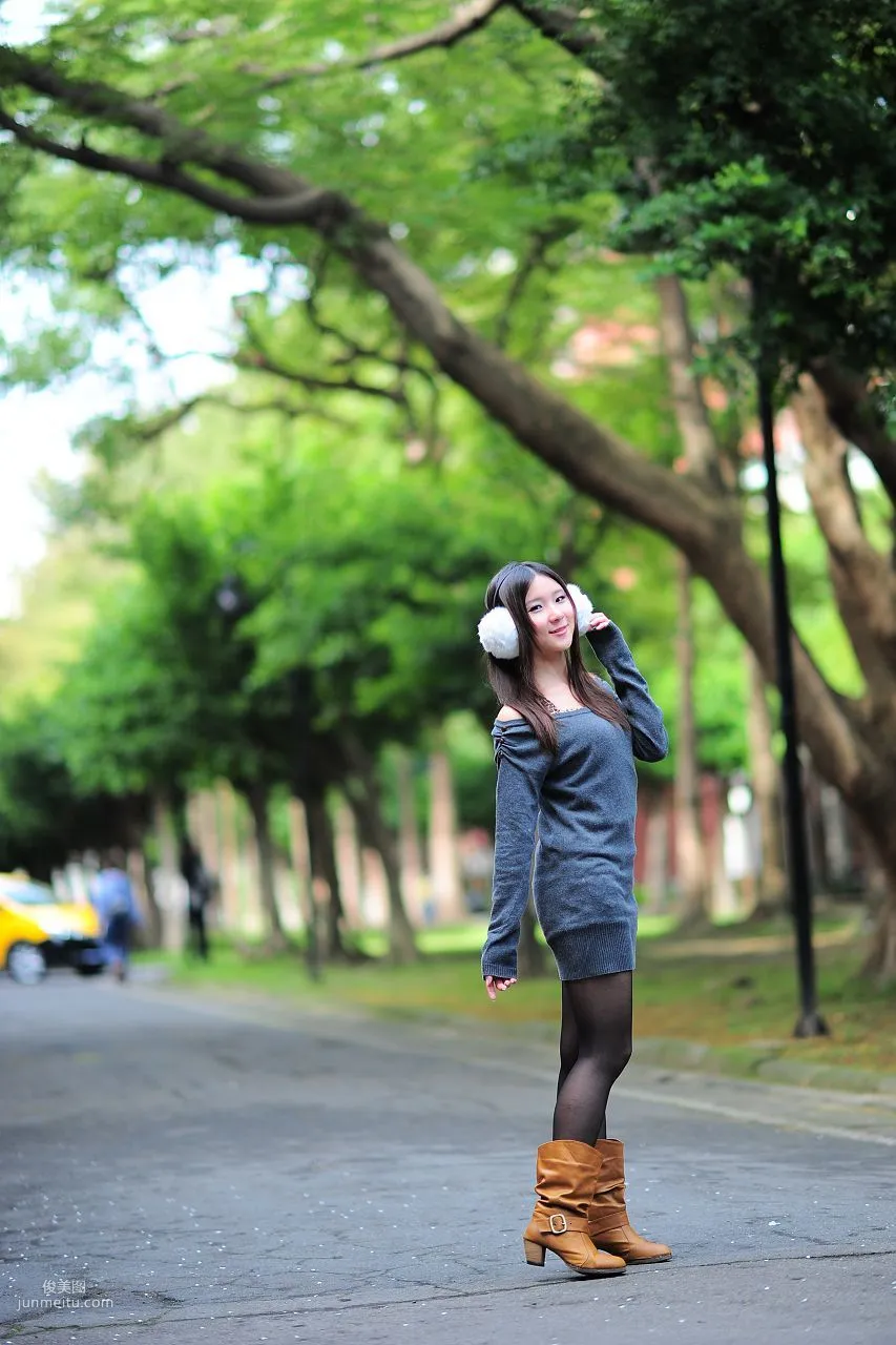 台湾黑丝芭比娃娃美女外拍写真集27