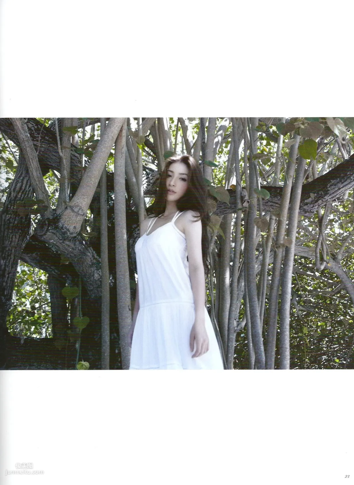 台湾美女许维恩Sharon《维恩的秘密花园》写真集15