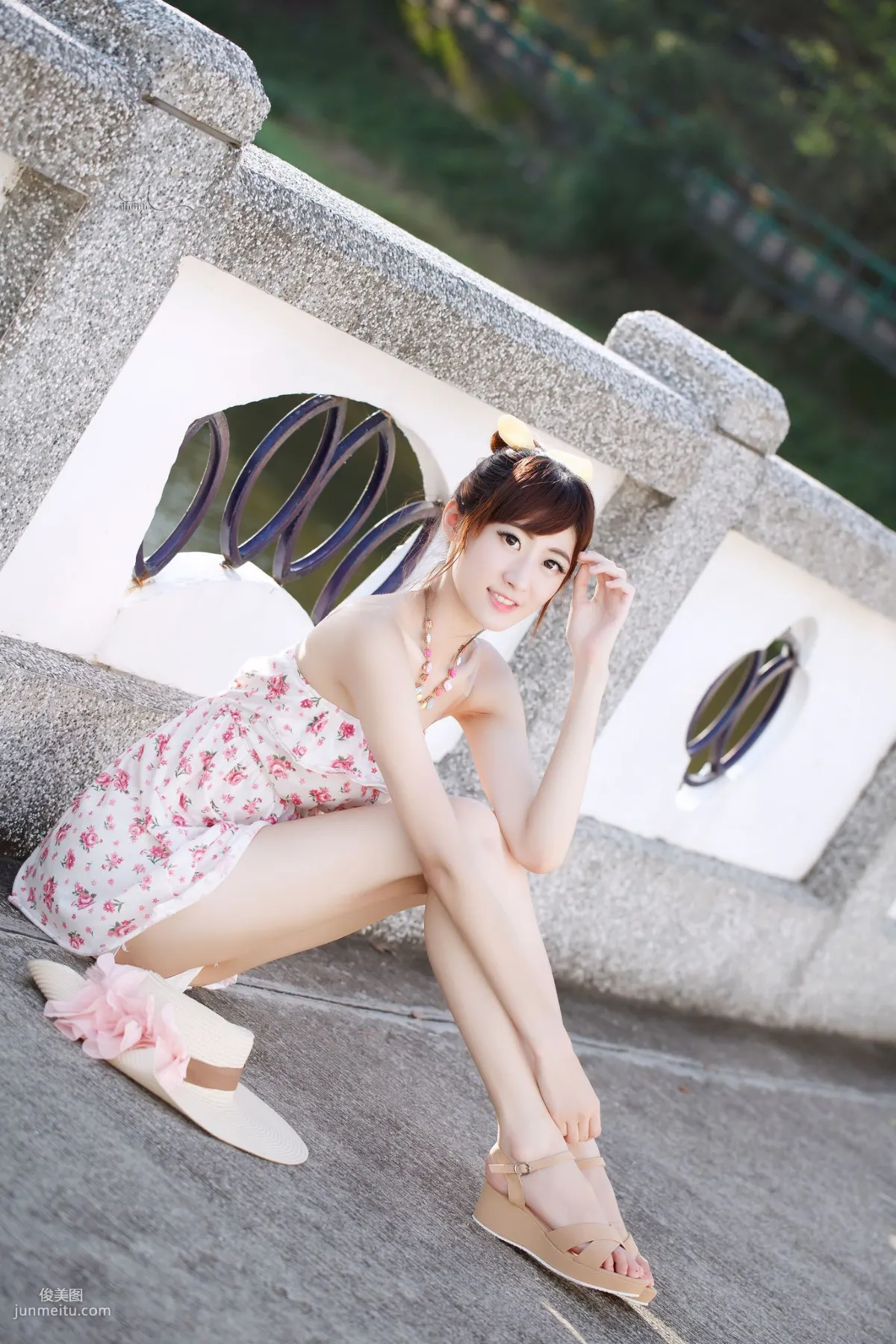 台湾模特Queena/林茉晶《公园外拍》写真集5