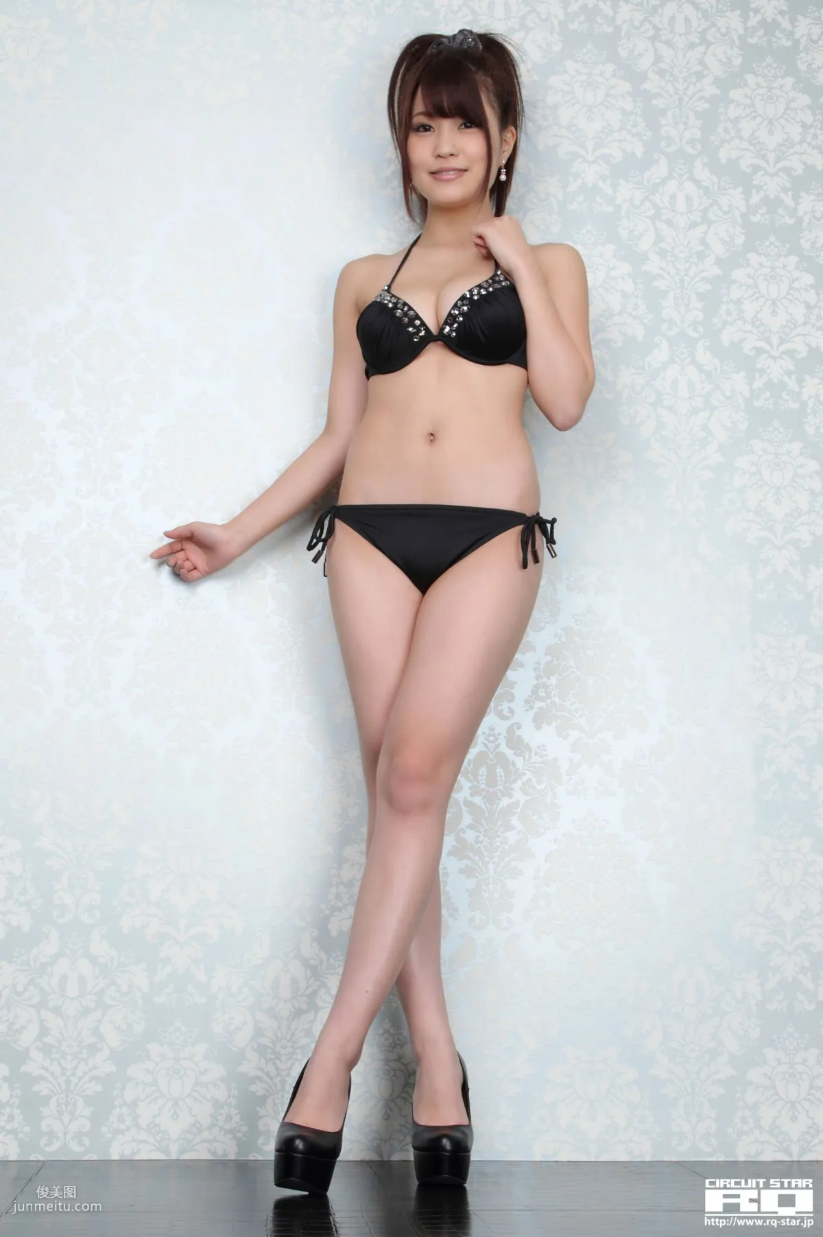 [RQ-STAR] NO.00608 柚崎明日香 Swim Suits 泳装 写真集101